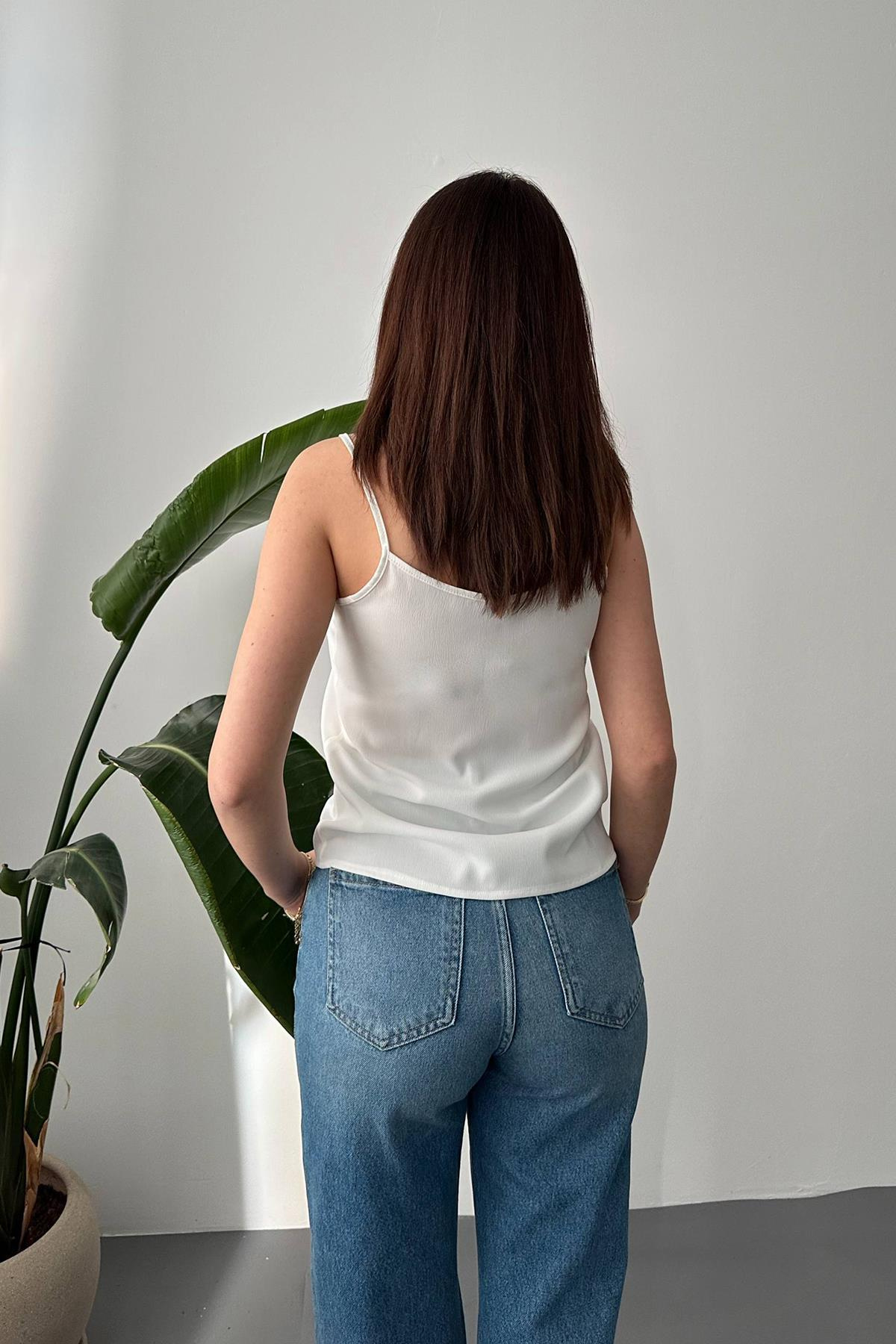 Toptan Ekru Dantelli Saten Bluz