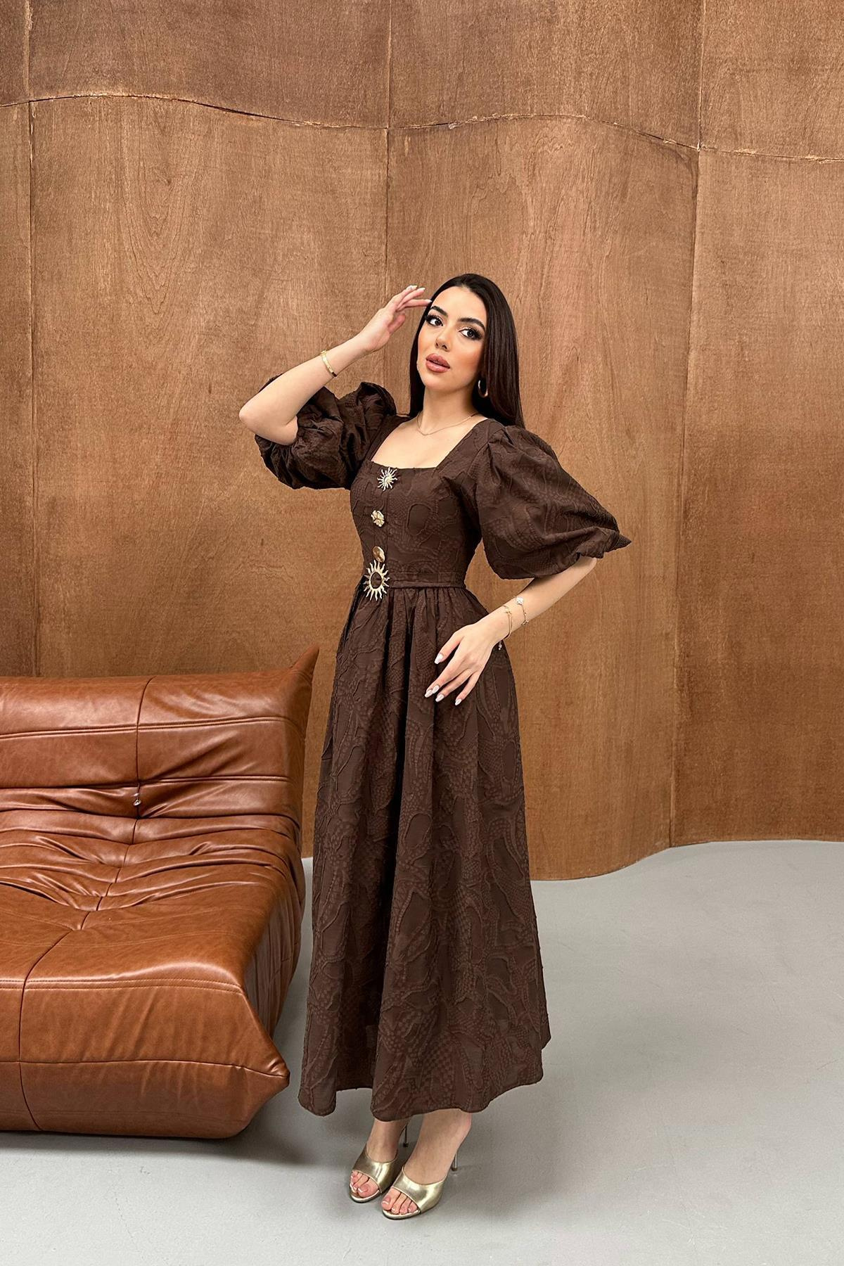 Toptan Kahverengi Balon Kol Üç Düğmeli Kemer Detaylı Elbise