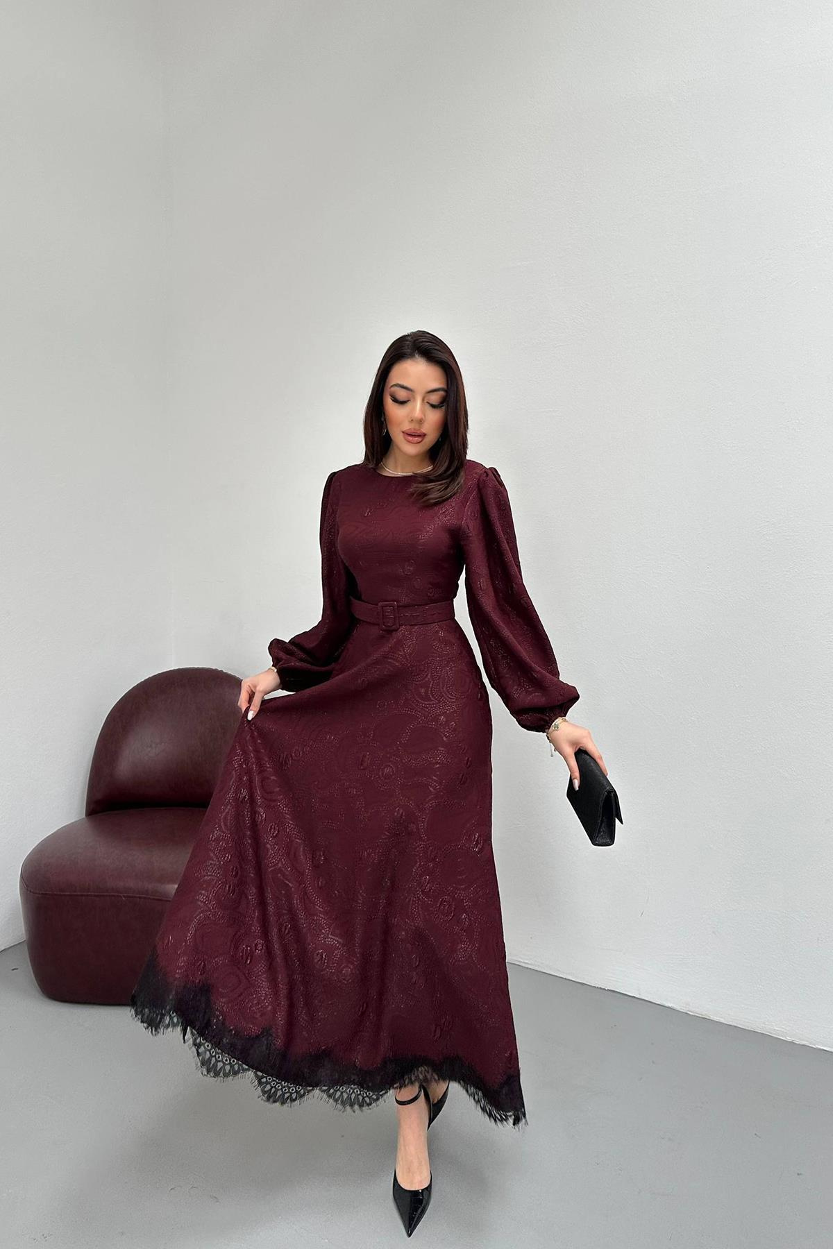 Toptan Mürdüm Kare Kabartmalı Simli Uzun Elbise