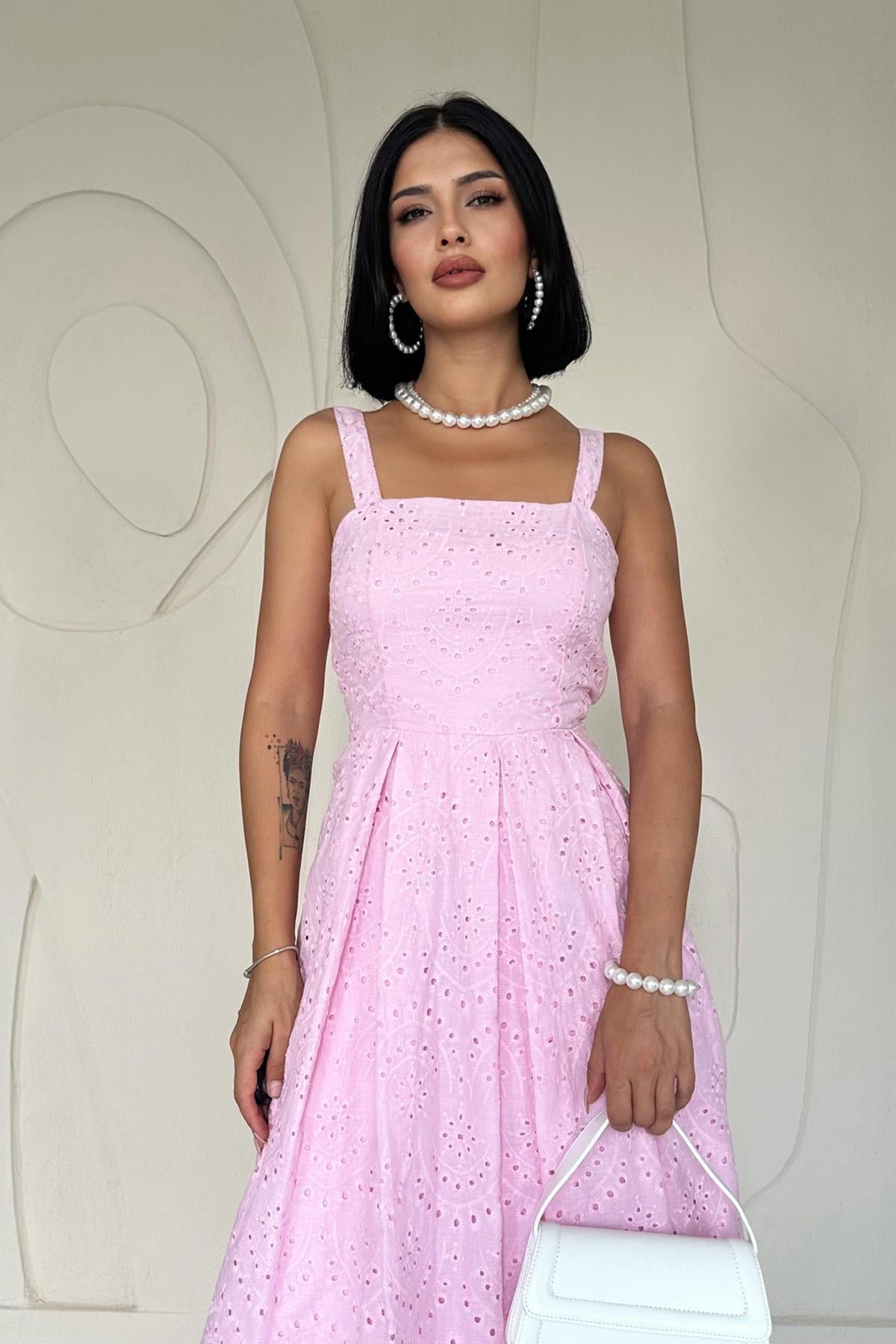 Toptan Pembe Askılı Aparatlı Brode Elbise