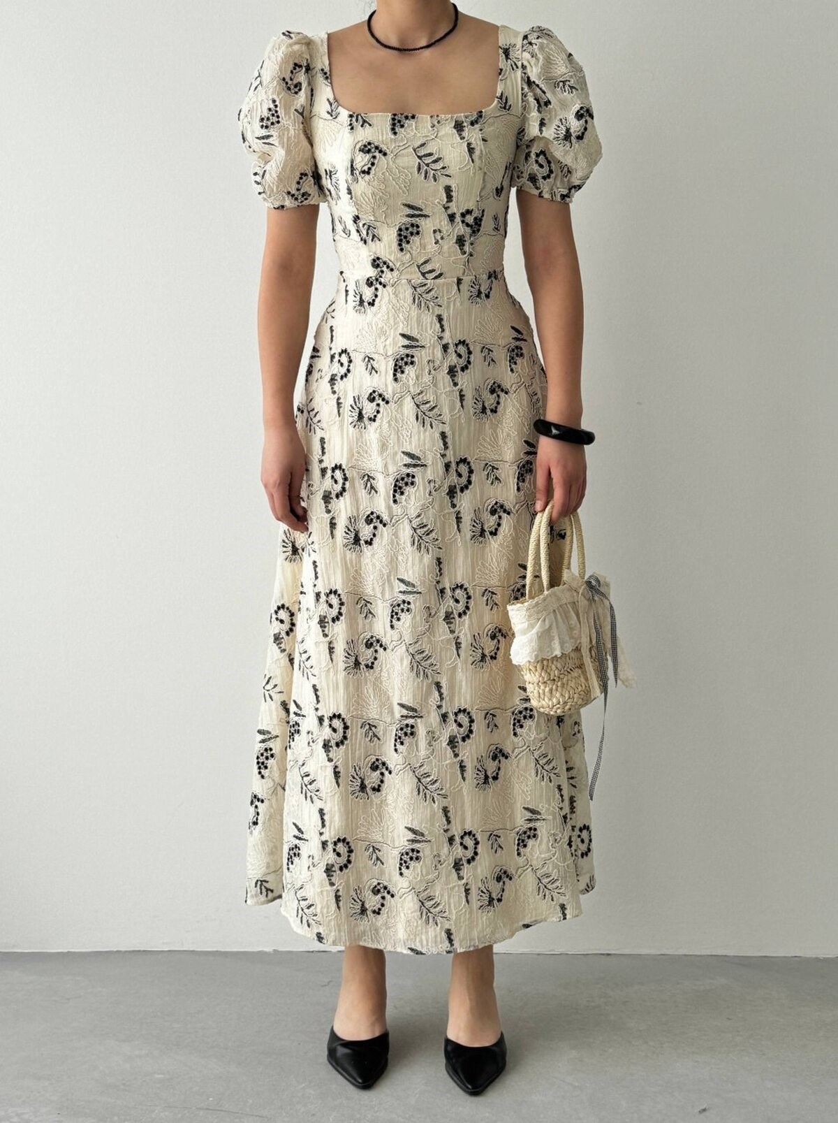 Vesam Midi Dress