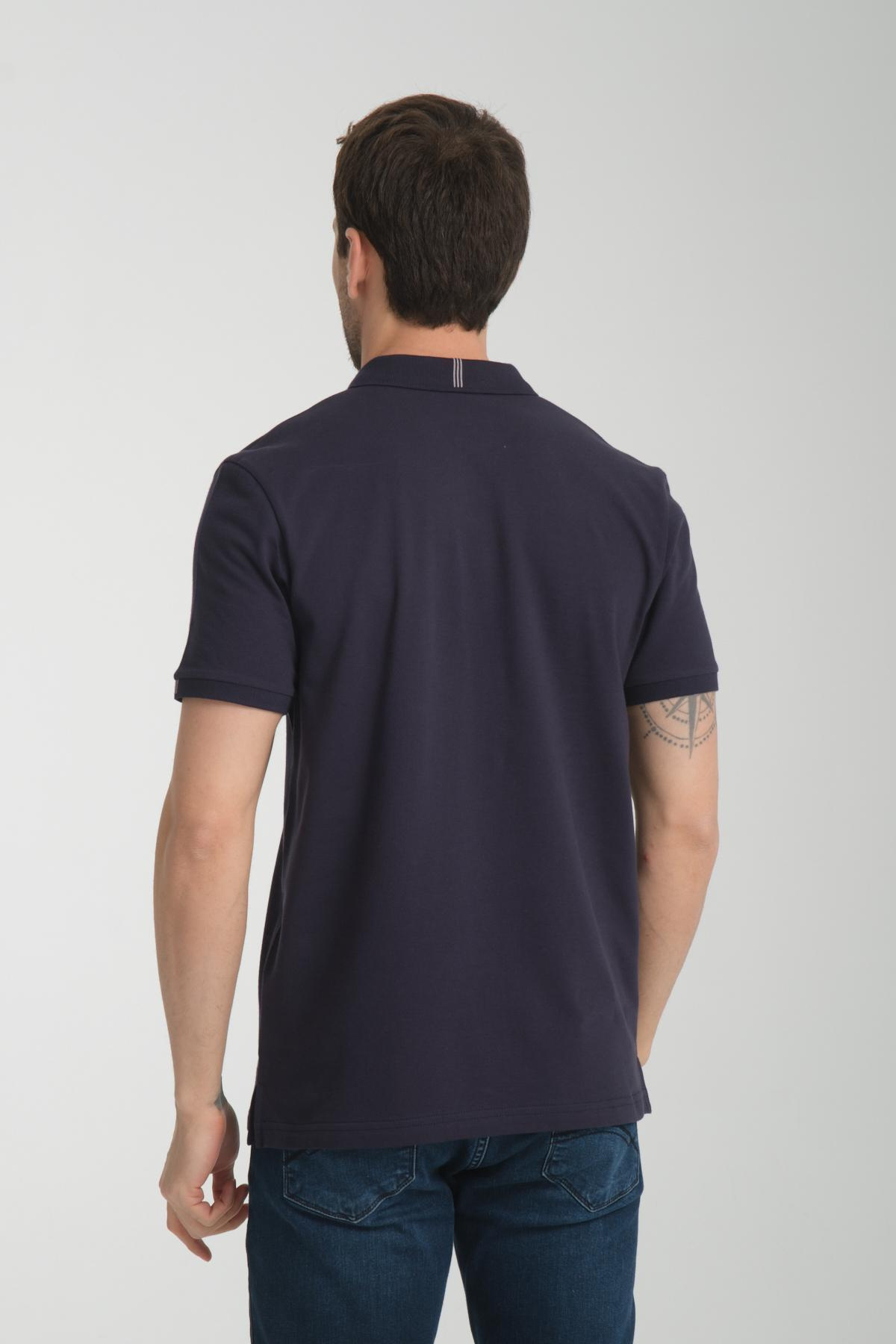 Wholesale Men Black T-shirt 736137