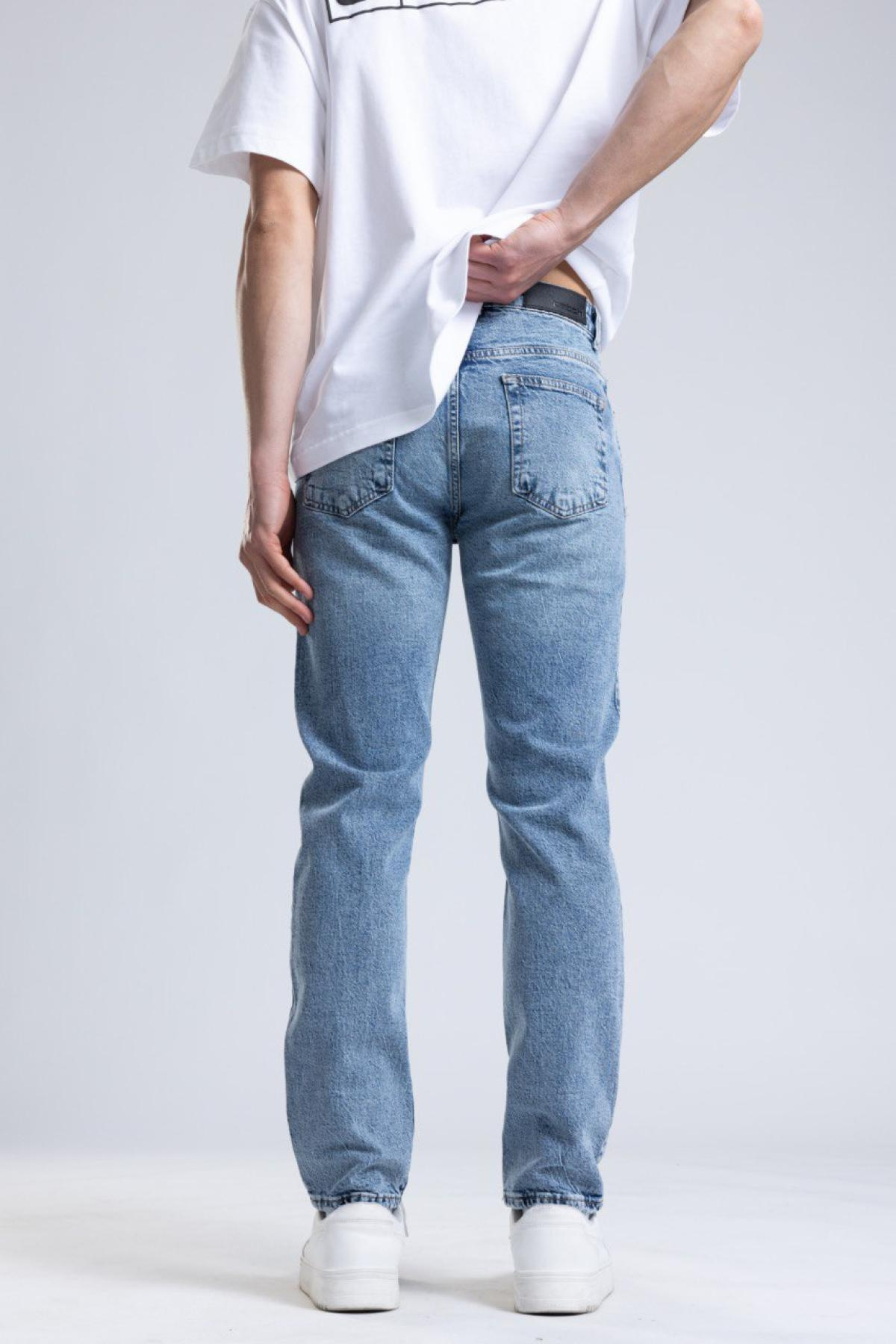 Wholesale Men Blue Regular Jeans 736557