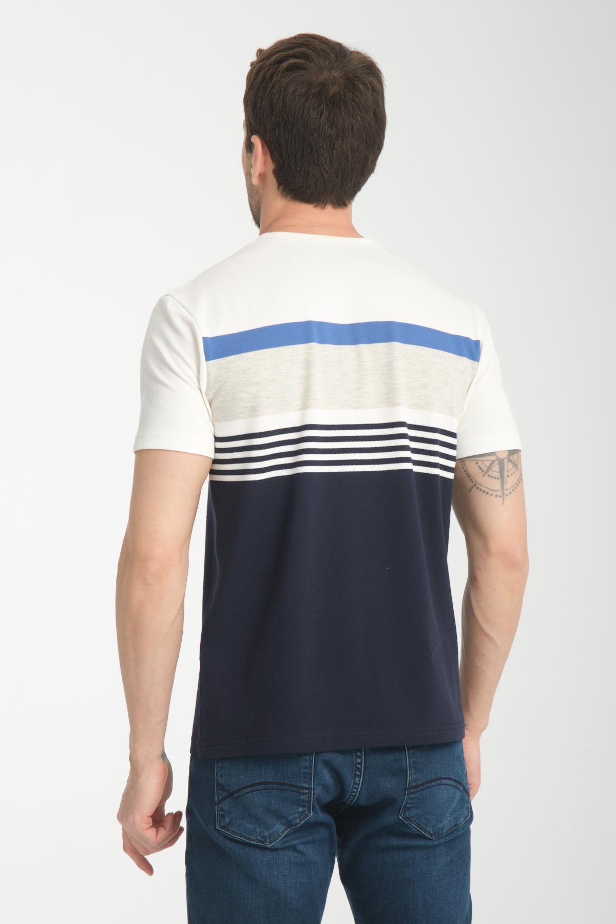 Wholesale Men Blue  T-shirt 736187