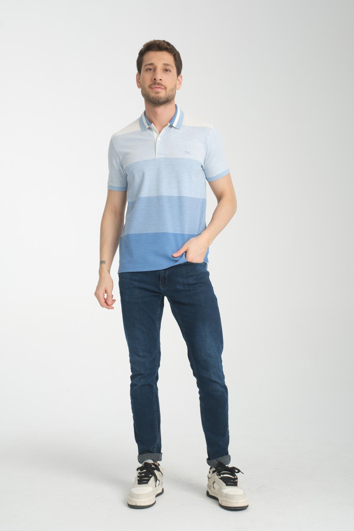 Wholesale Men Blue T-shirt 736114