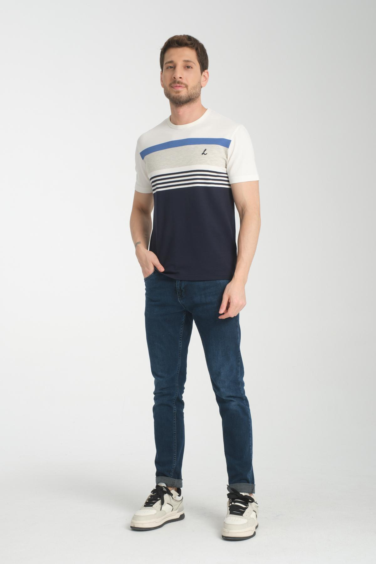 Wholesale Men Blue  T-shirt 736187