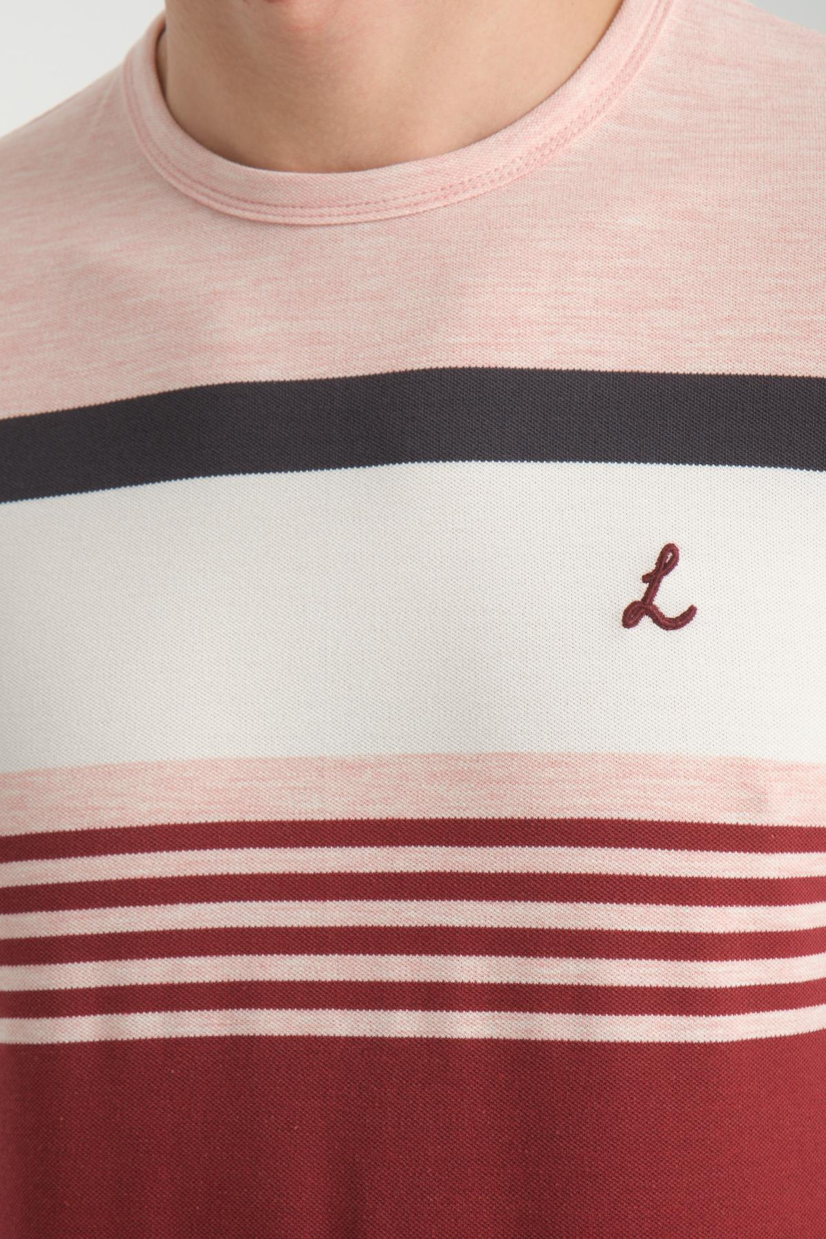 Wholesale Men Bordeaux  T-shirt 736190