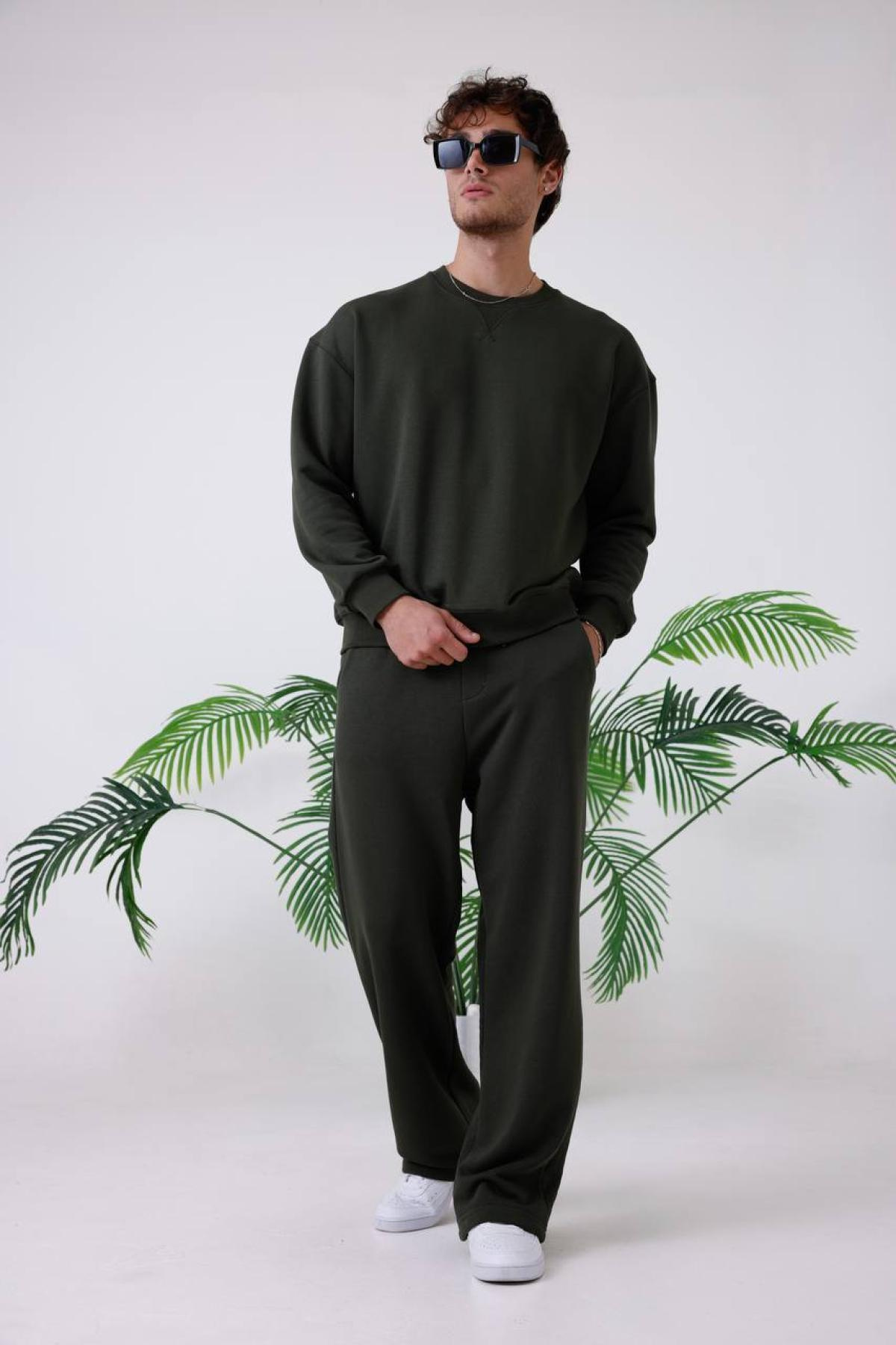 Wholesale Men Dark Green Tracksuit Set 739175