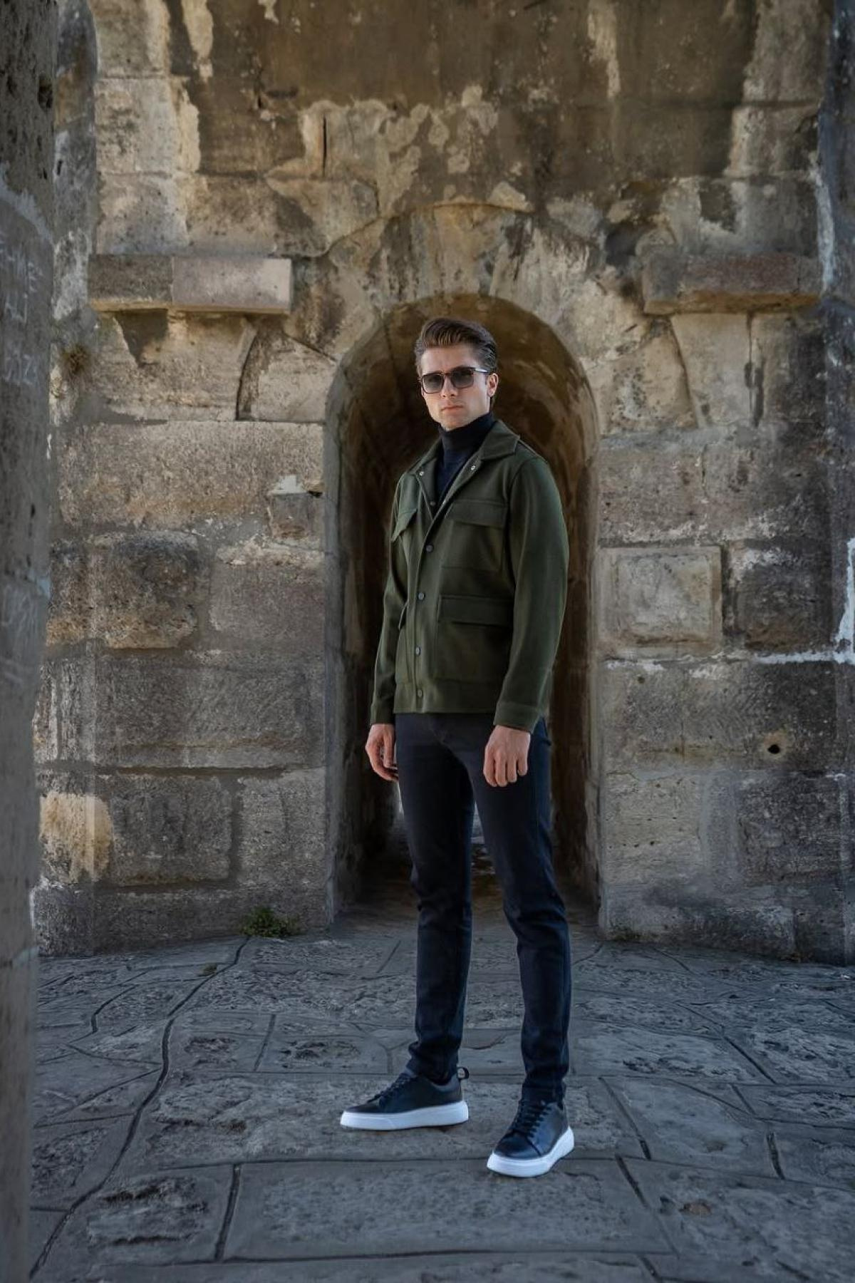 Wholesale Men Khaki Four Pocket Coat 738192