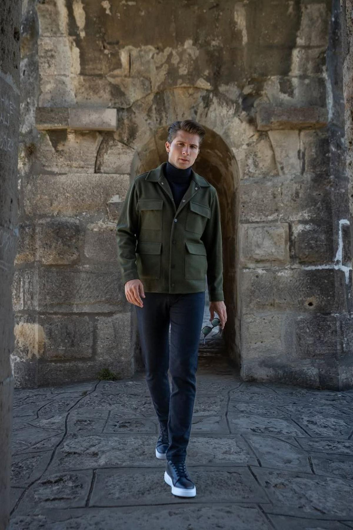 Wholesale Men Khaki Four Pocket Coat 738192