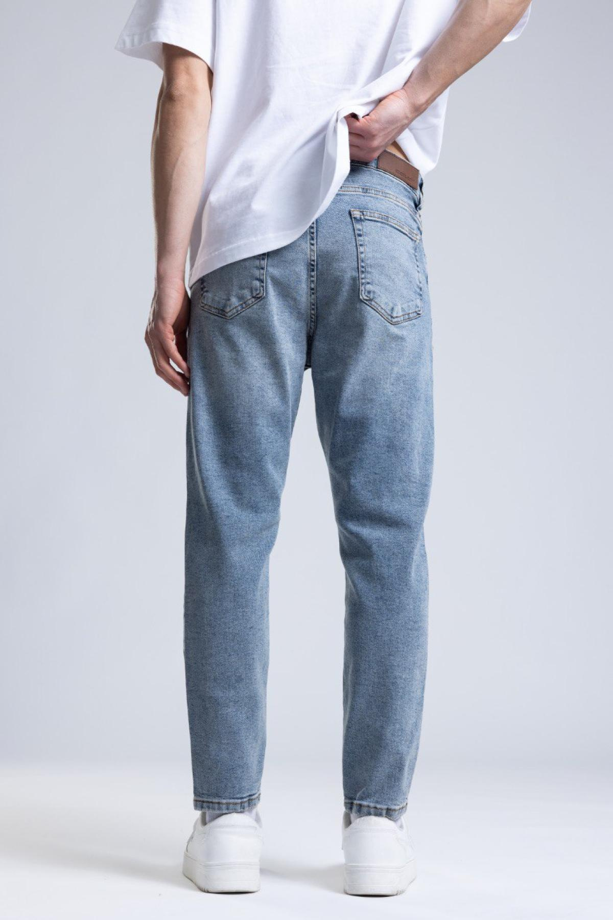 Wholesale Men Light Blue Mom Jeans 736564