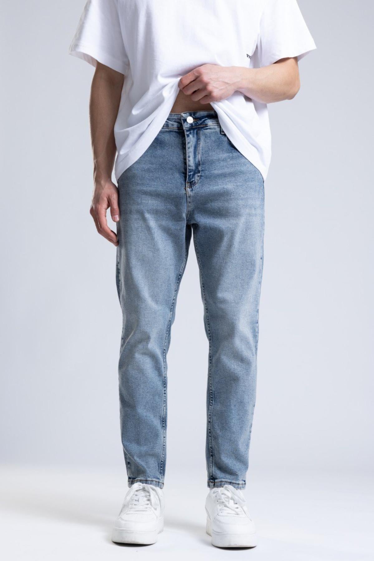 Wholesale Men Light Blue Mom Jeans 736564