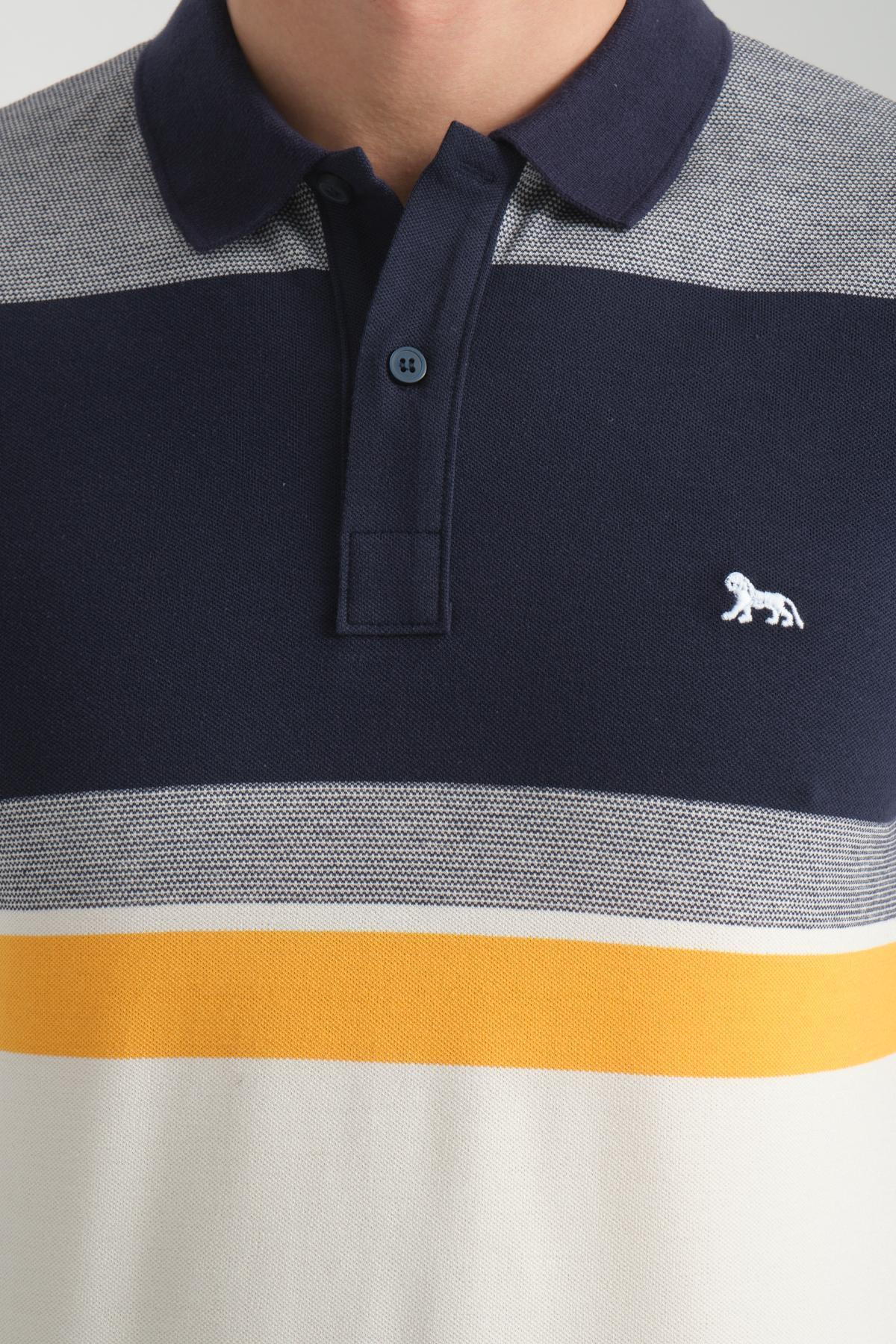 Wholesale Men Navy T-shirt 736103