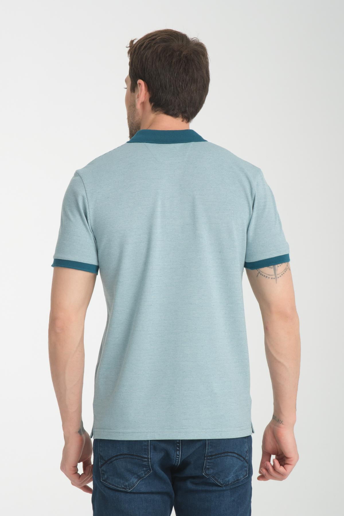 Wholesale Men Turquoise T-shirt 736093