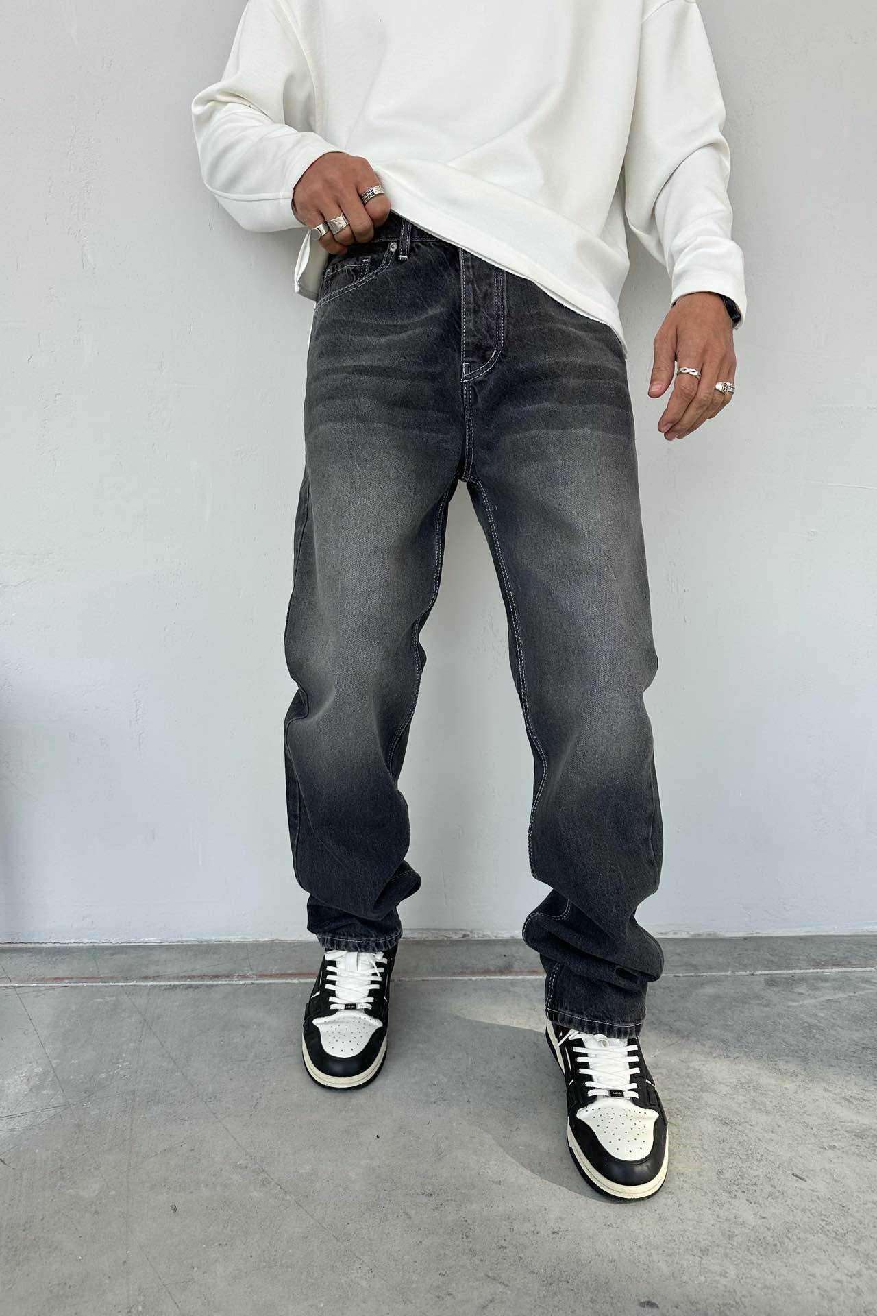 Wholesale Men's Black Baggy Jeans 1504W26-PNT2763