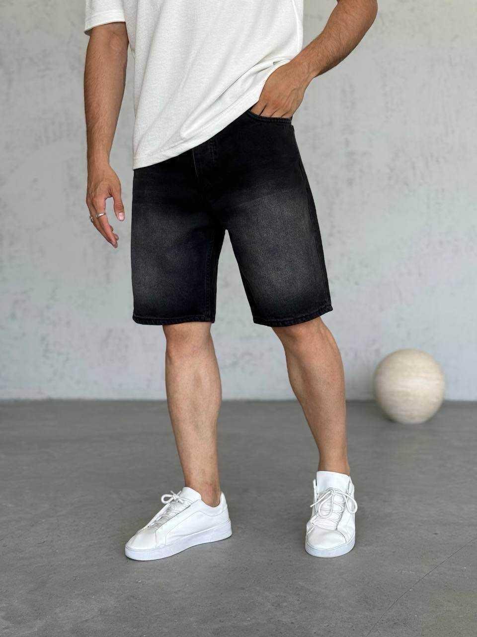 Wholesale Men's Black Denim Shorts 1504W26-PNT3105