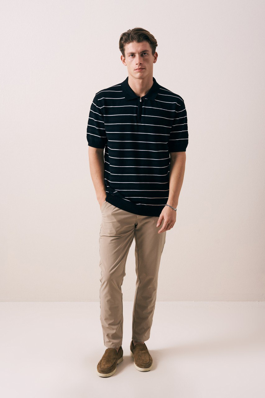 Wholesale Men's Black Knit Polo Shirt 1609W26-66617 