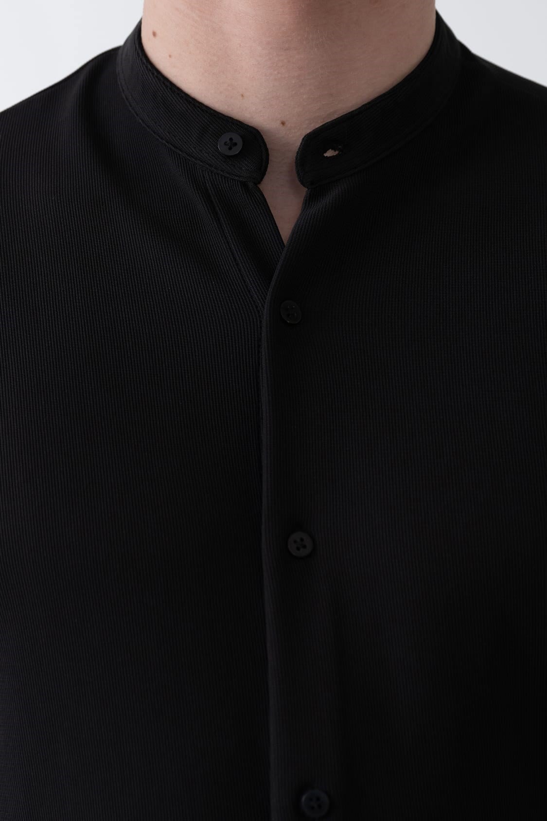Wholesale Men's Black Shirt 1601S26-2469
