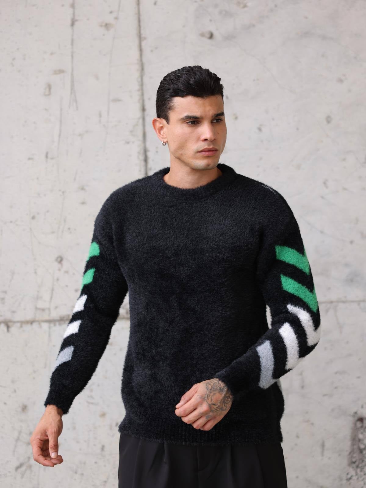 Wholesale Men's Black Sweater 1603FW27-26TK015
