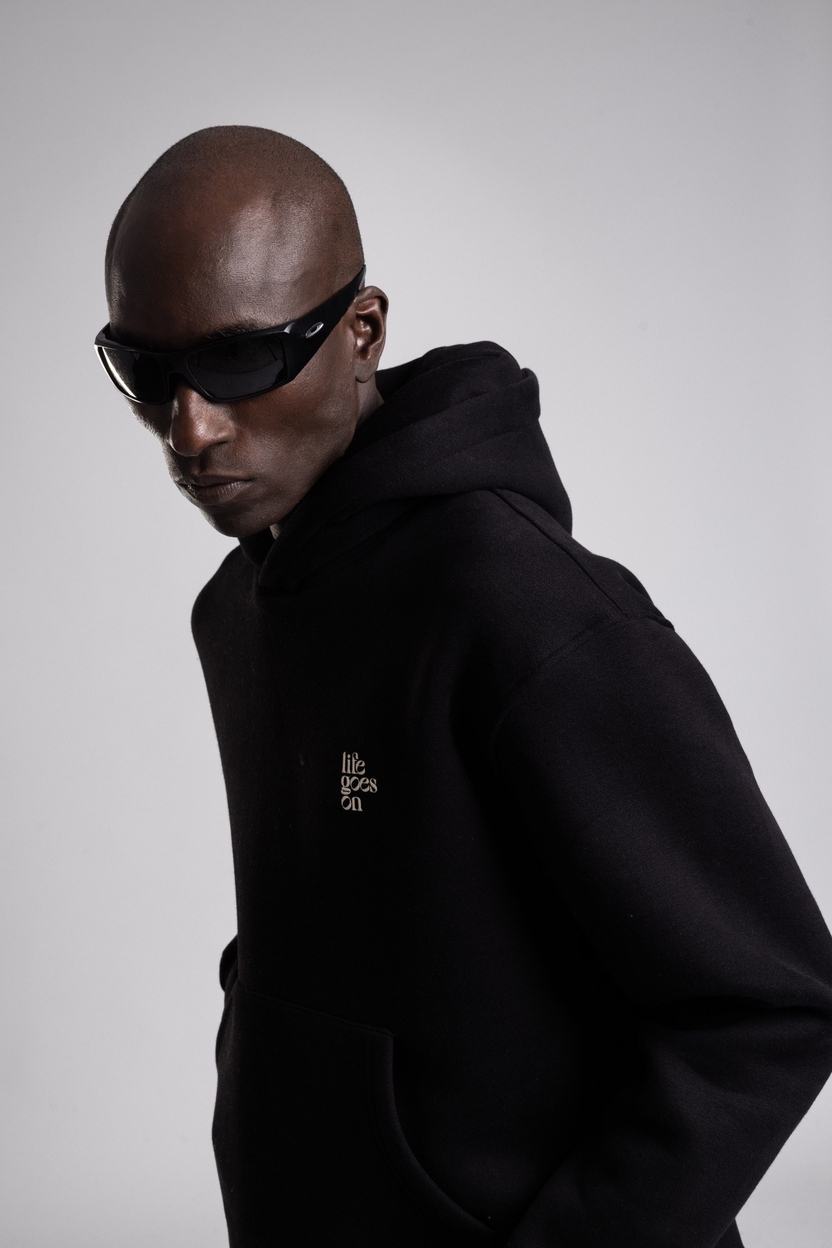 Wholesale Men's Black Sweatshirt  1503FW27-26CK-034