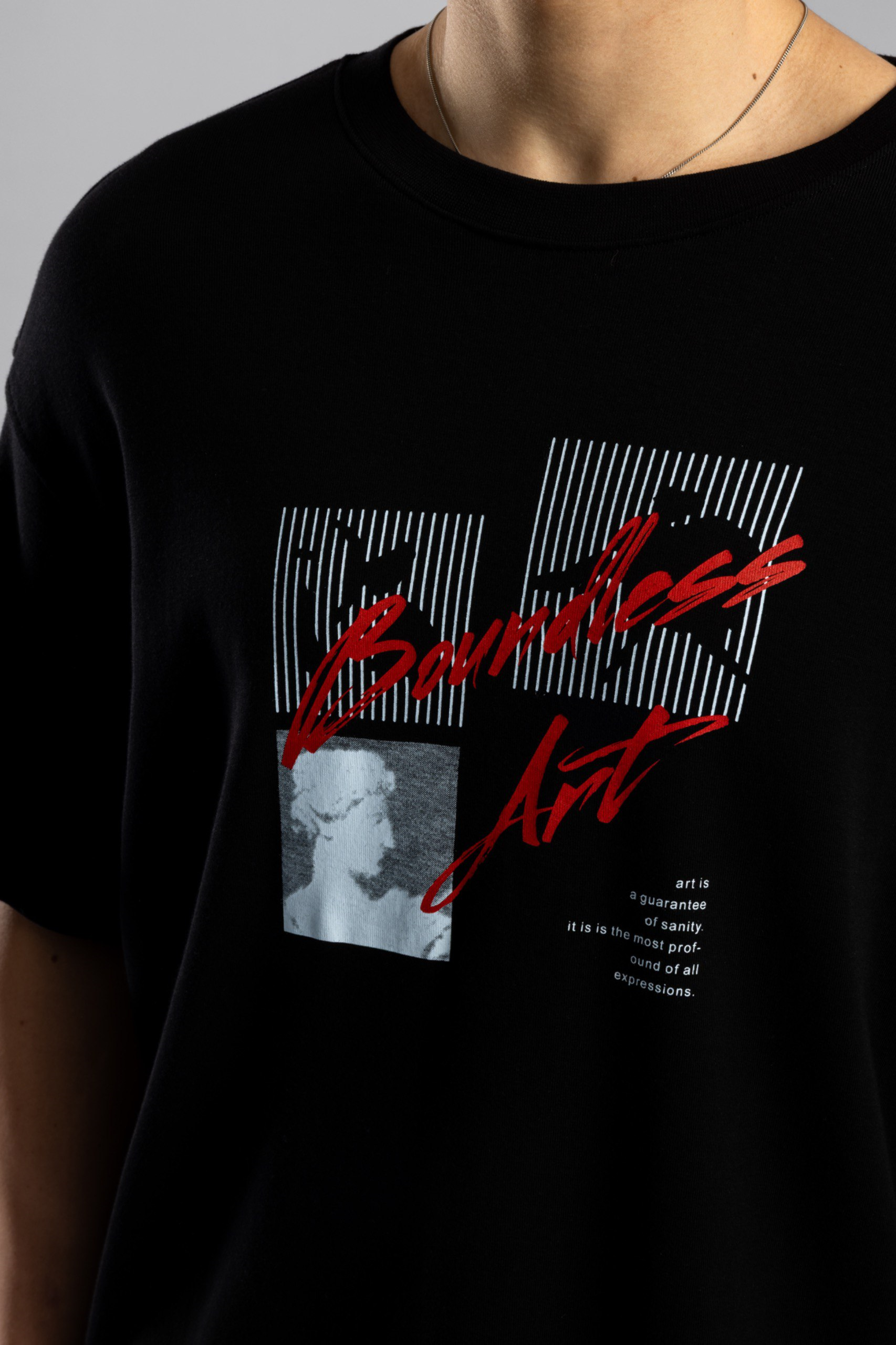 Wholesale Men's Black Thin T-shirt 1503W26-26CY-010