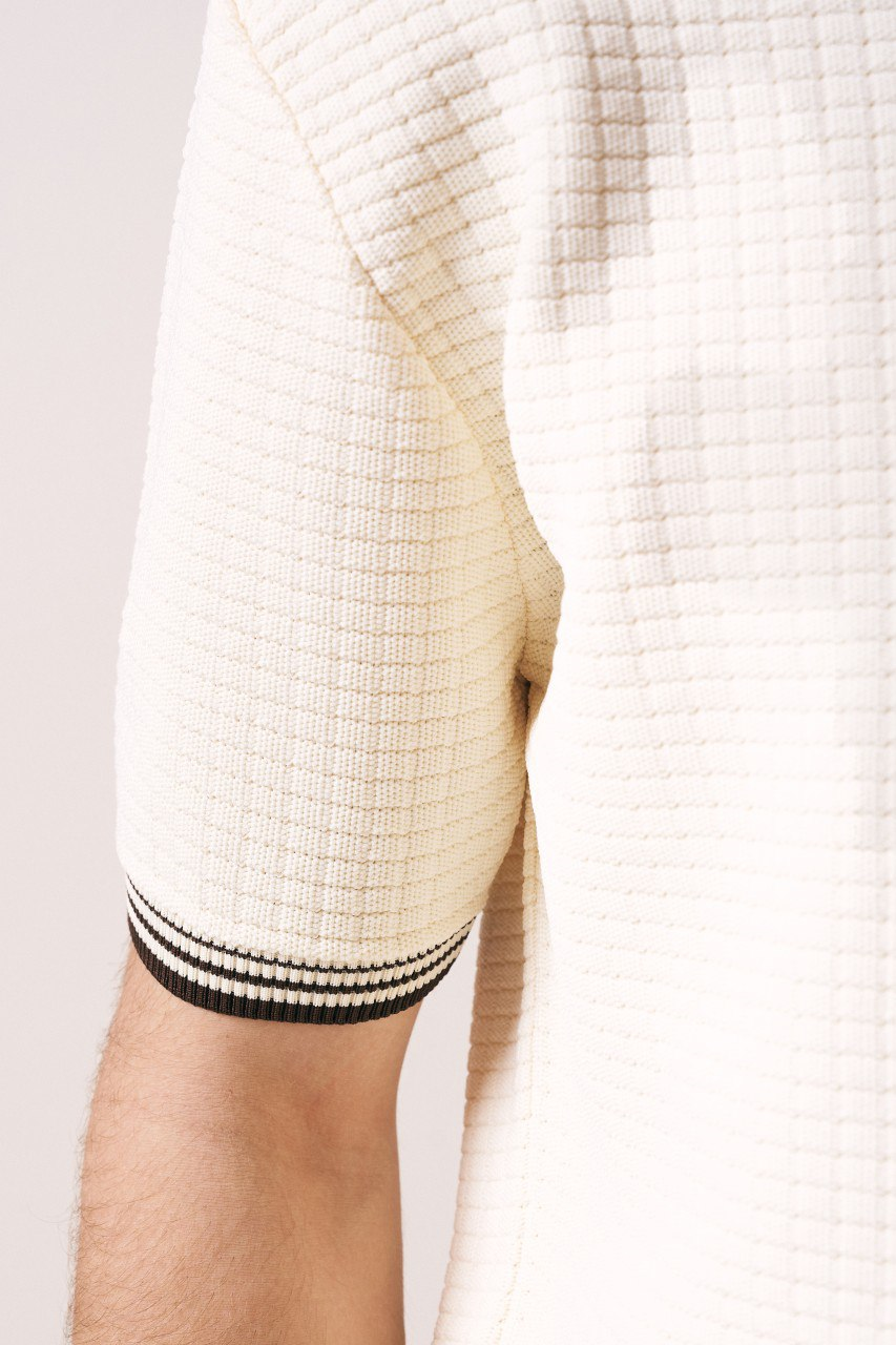 Wholesale Men's Cream Knit Crew-Neck T-Shirt 1609W26-33282 