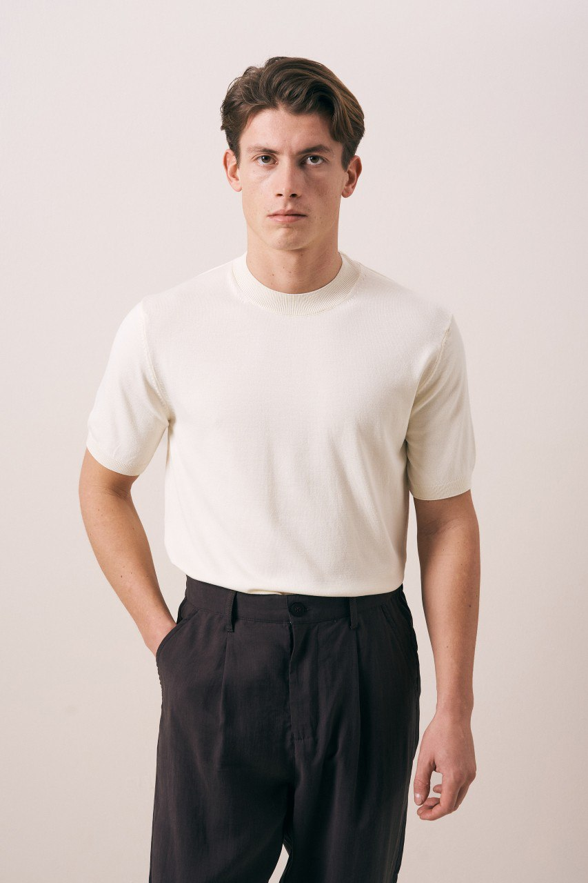 Wholesale Men's Cream Knit Crew-Neck T-Shirt 1609W26-66606