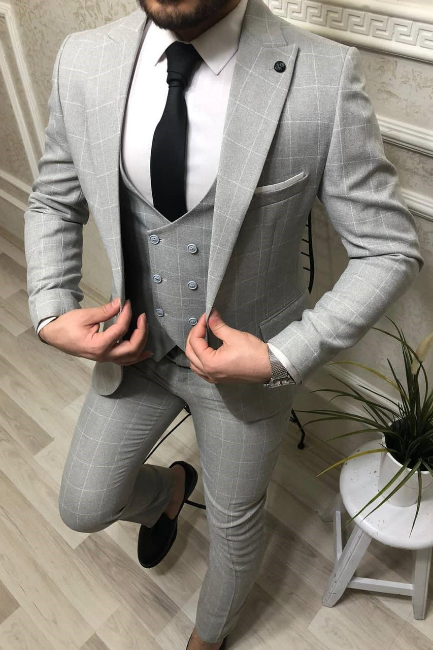 Wholesale Men's Gray Three-Piece Suit 1701W26-076