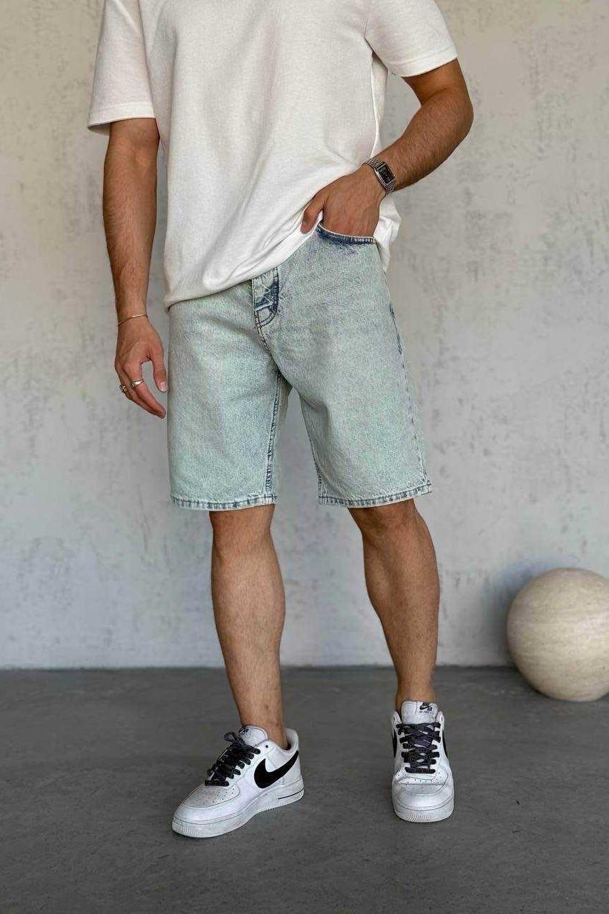 Wholesale Men's Light Blue Denim Shorts 1504W26-SRT3002