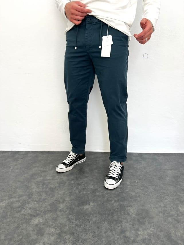 Wholesale Men's Navy Slim Fit Jeans 1504W26-PNT207