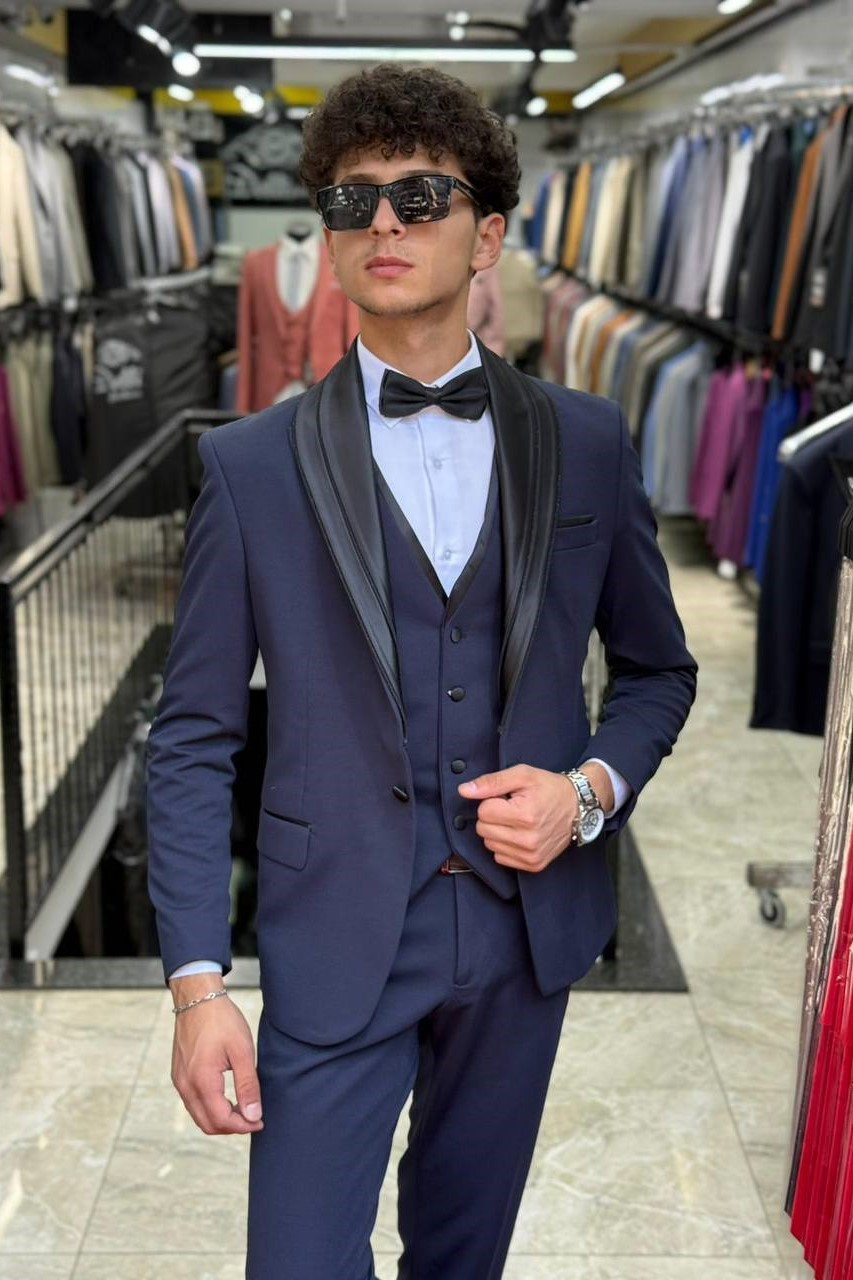 Wholesale Men's Navy Three-Piece Suit 1701W26-075-1