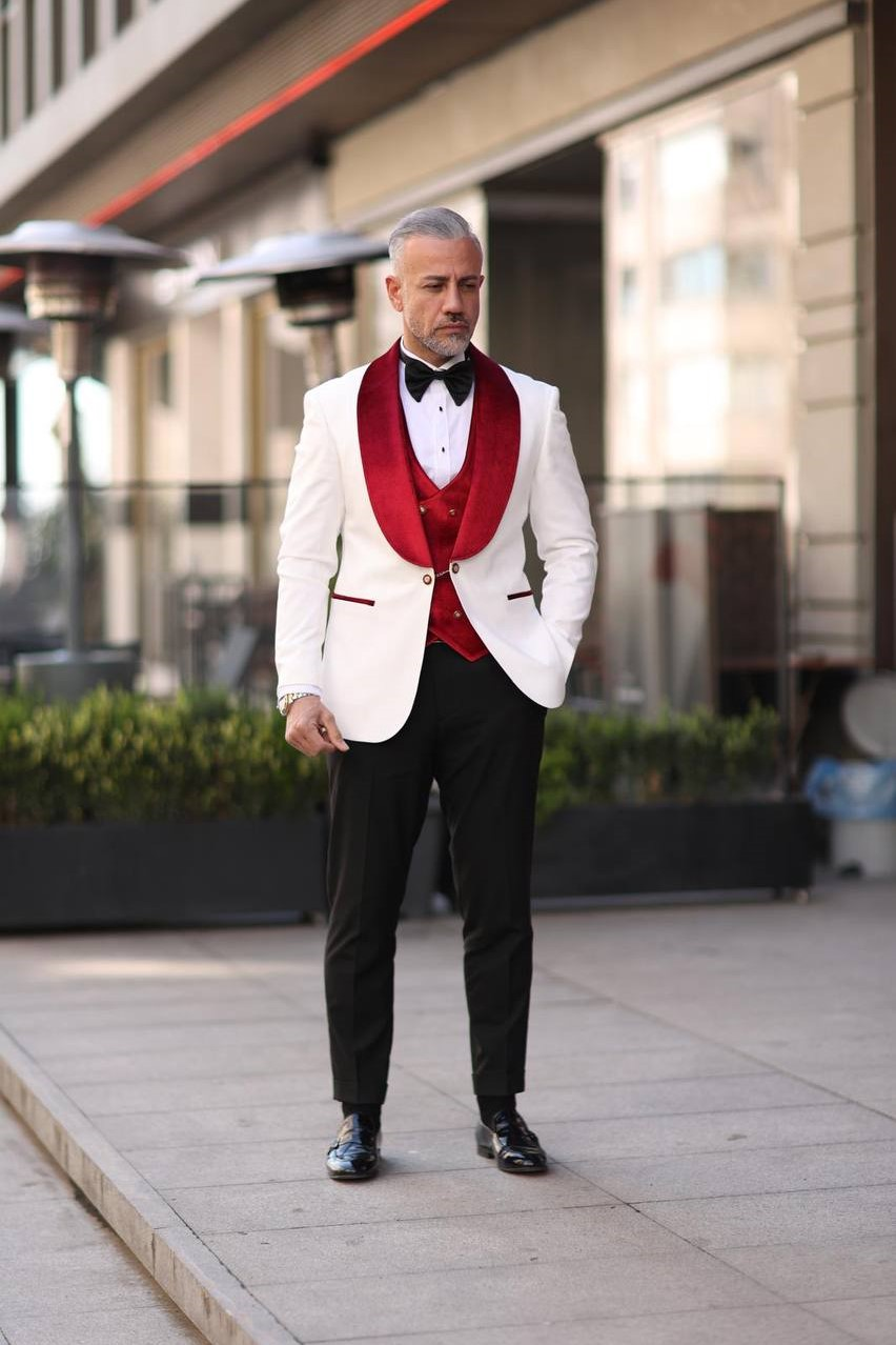 Wholesale Men's Red Three-Piece Suit 1702W26-0501