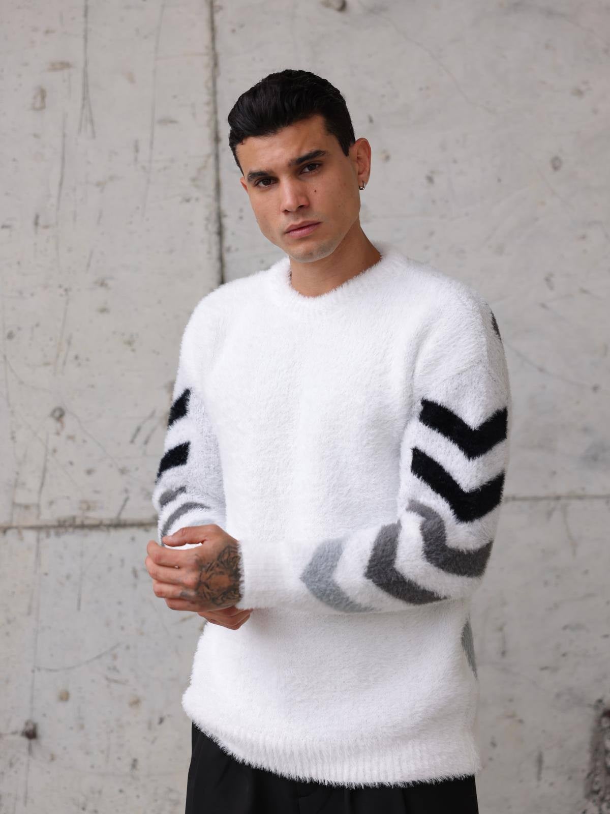 Wholesale Men's White Sweater 1603FW27-26TK015