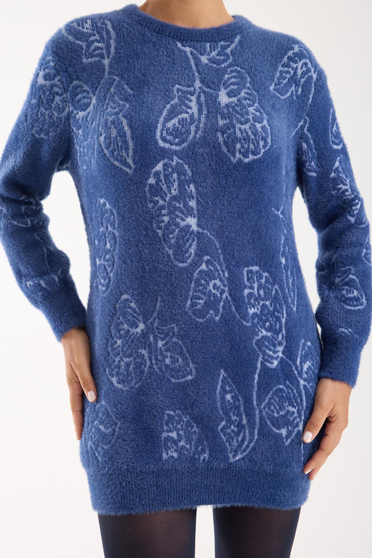 Wholesale Women Indigo Crew-Neck Knit Blouse with Leaf Pattern 738875