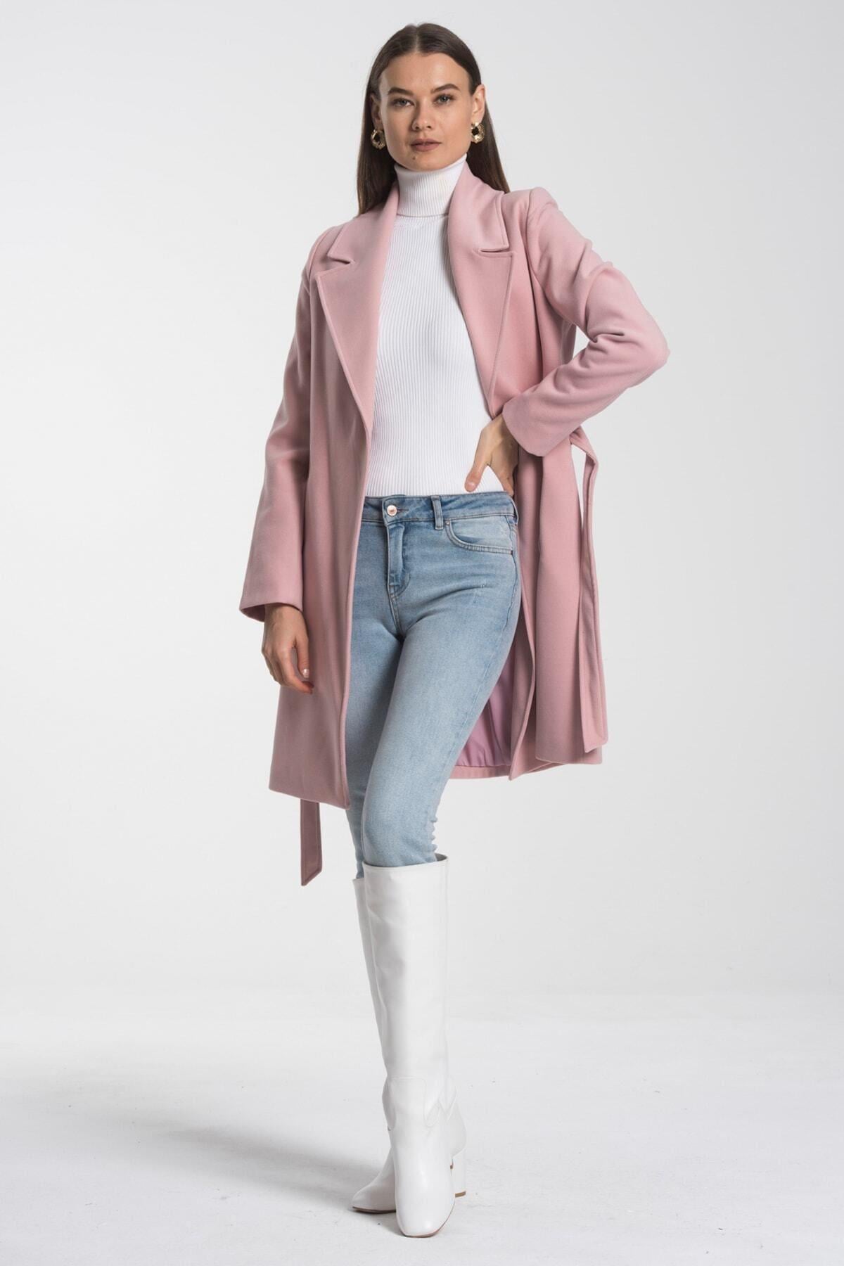 Wholesale Women's Baby Pink Coat