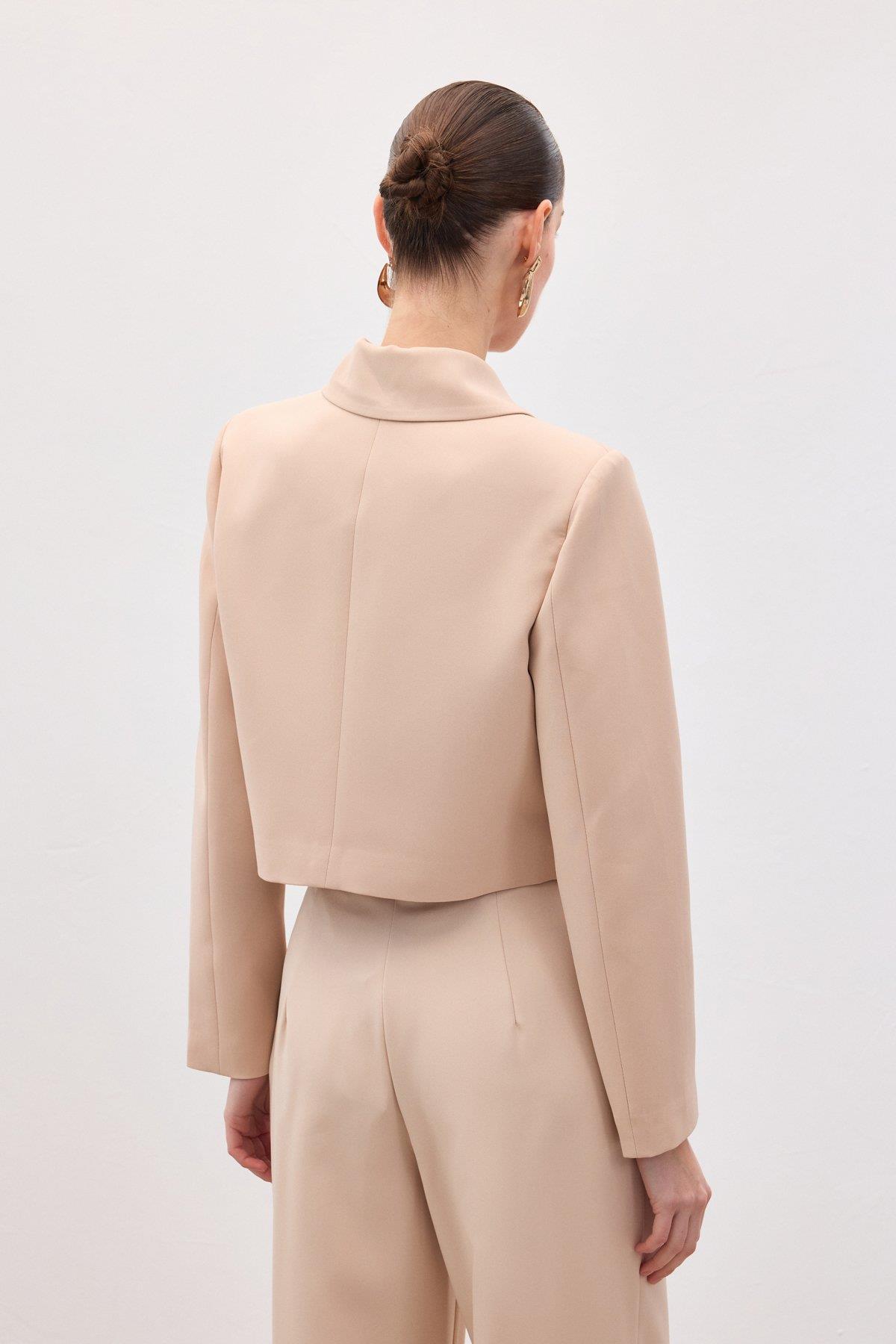 Wholesale Women's Beige Cropped Blazer with Gold Buttons 0033-1913- 6608