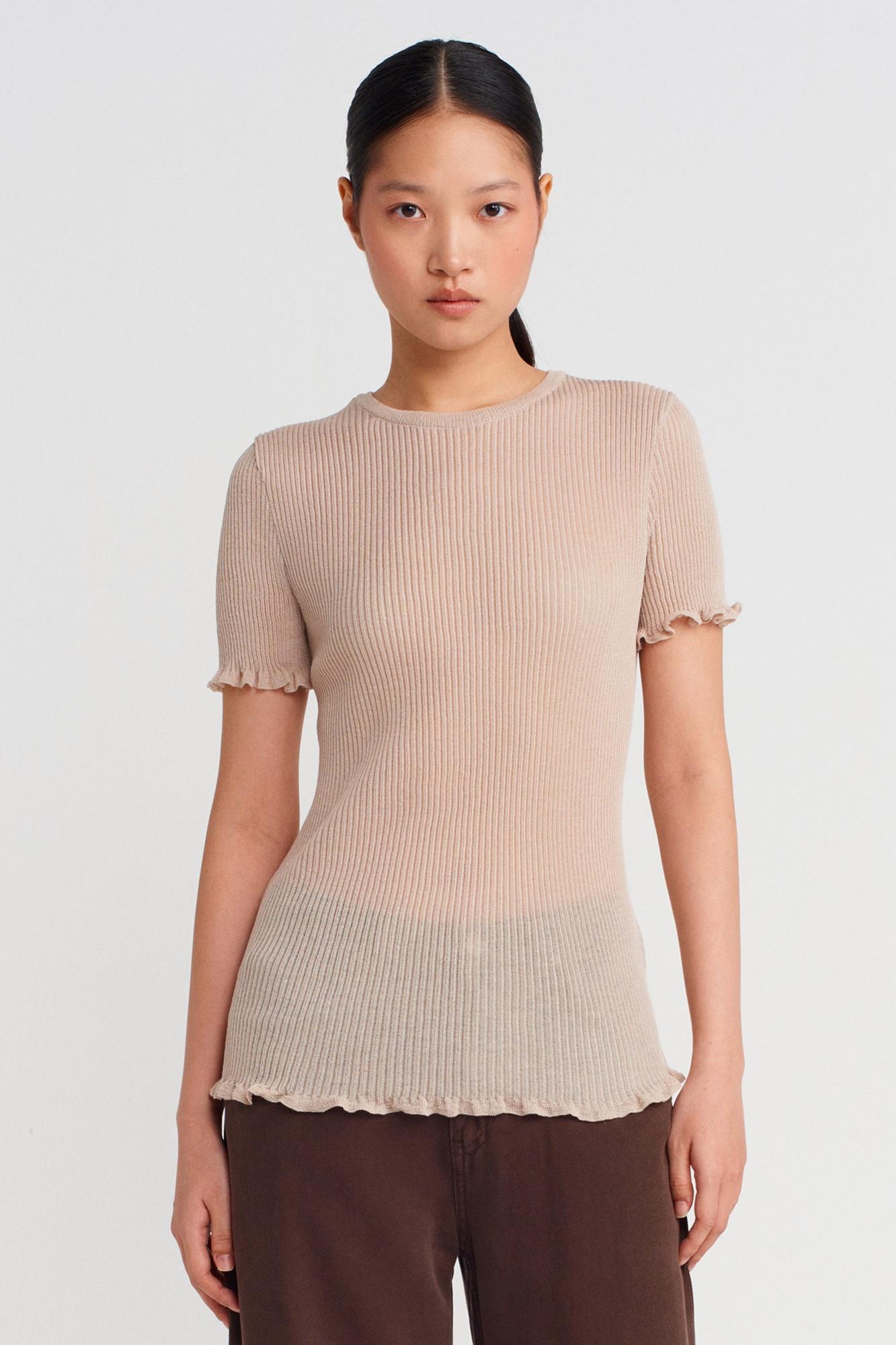 Wholesale Women's Beige Short-Sleeve Fine Knit Crew-Neck Blouse with Ruffled Trim 0431W26-10783