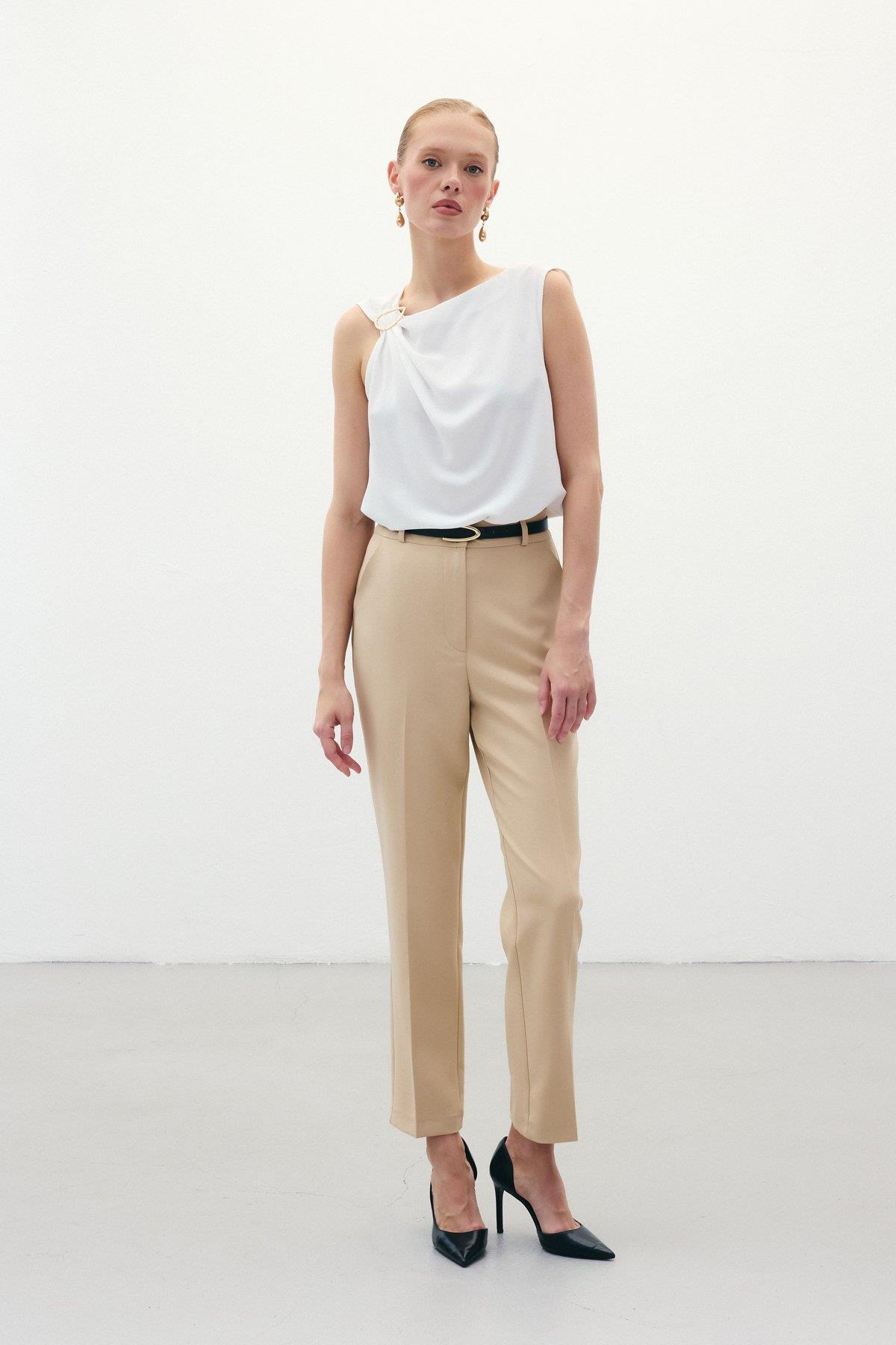 Wholesale Women's Beige Trousers with Belt 0033-1860-5066