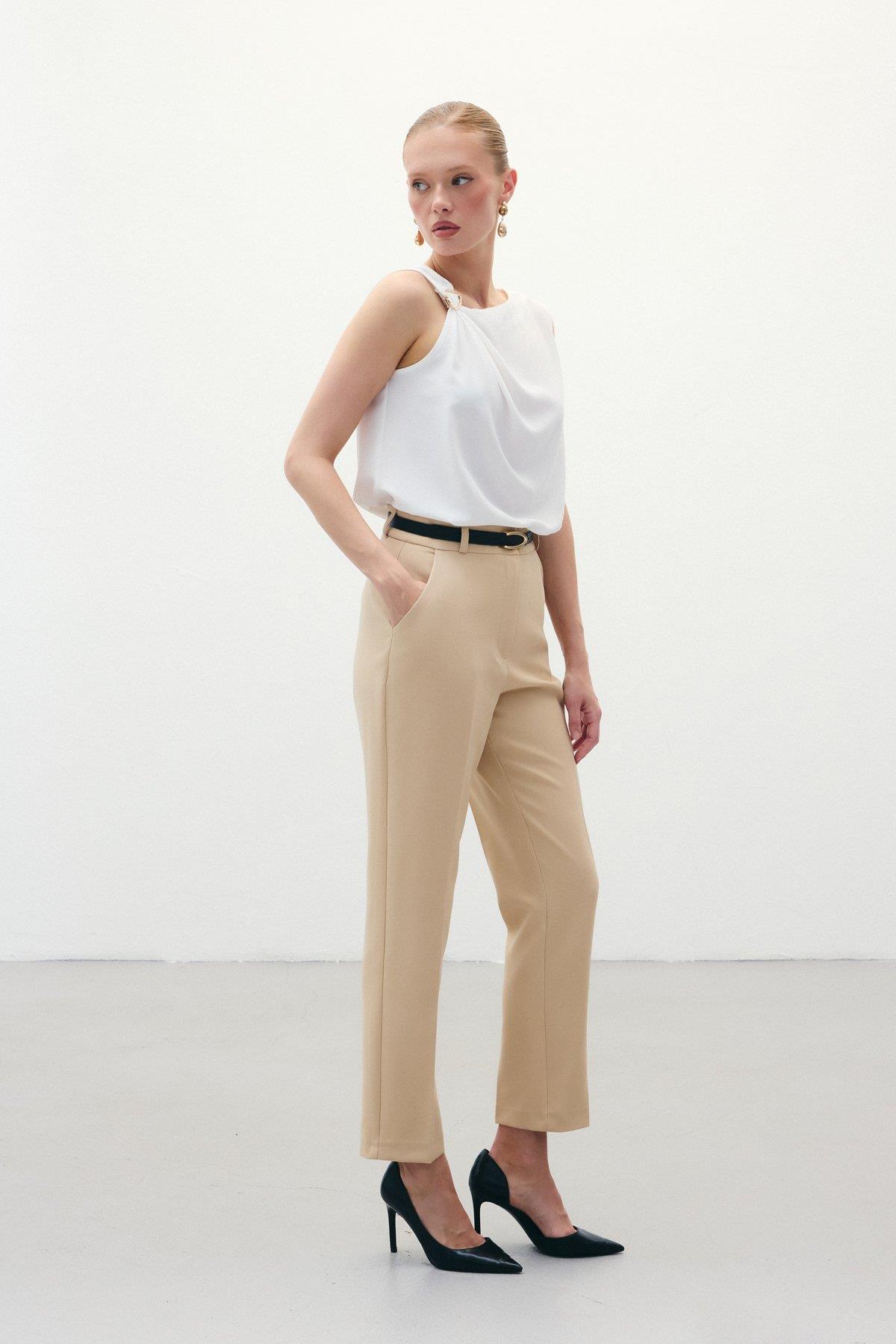 Wholesale Women's Beige Trousers with Belt 0033-1860-5066