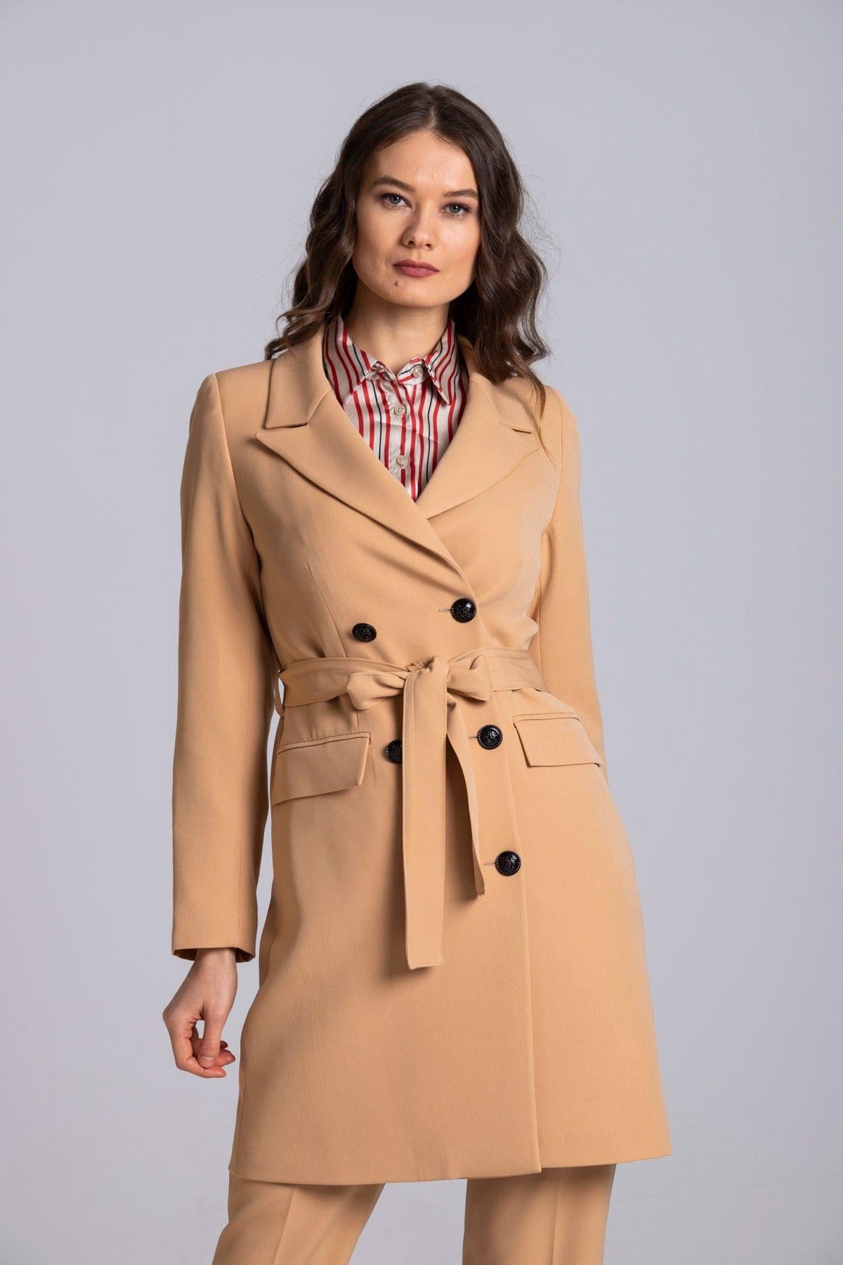 Wholesale Women's Biscuit Black Double-Breasted Long Jacket
