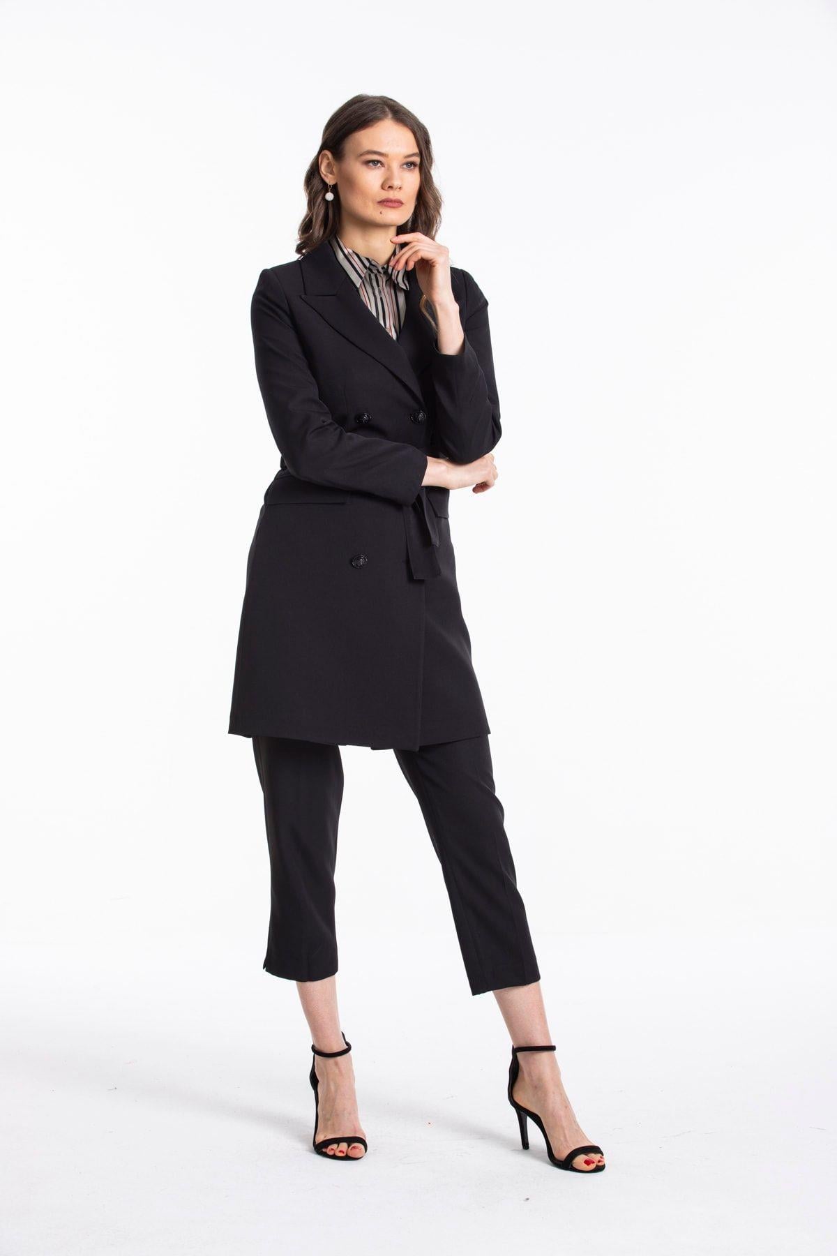 Wholesale Women's Black Black Double-Breasted Long Jacket