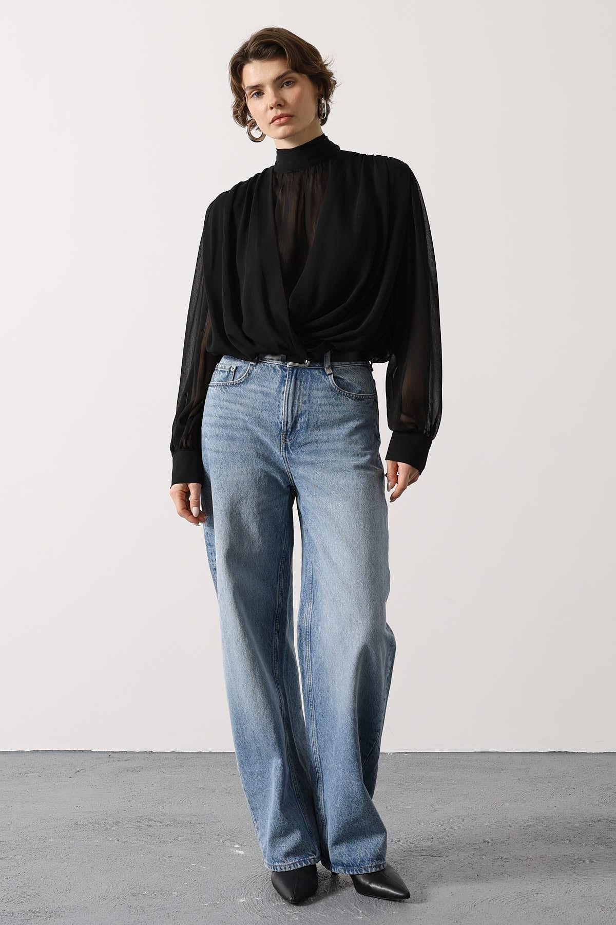 Wholesale Women's Black Chiffon Blouse with Tie-Neck 0061-31348