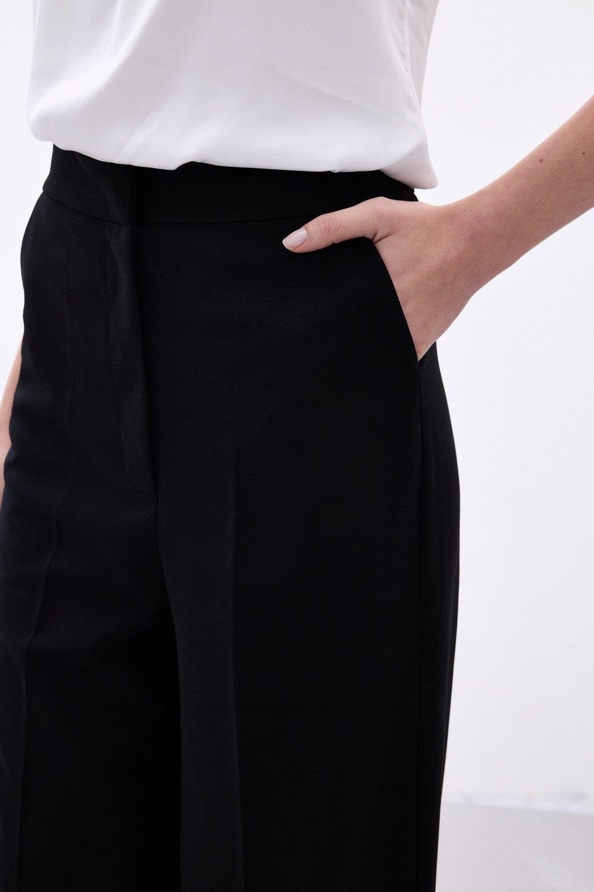 Wholesale Women's Black Crepe Trousers 0033-1977-5083