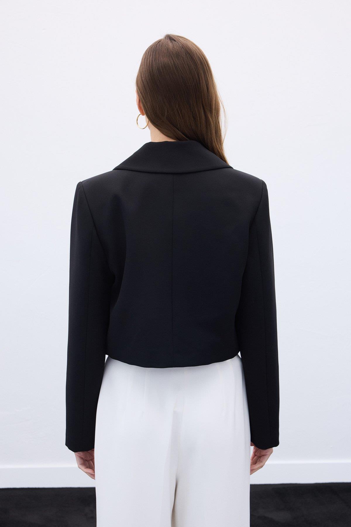 Wholesale Women's Black Cropped Blazer with Gold Buttons 0033-1913- 6608