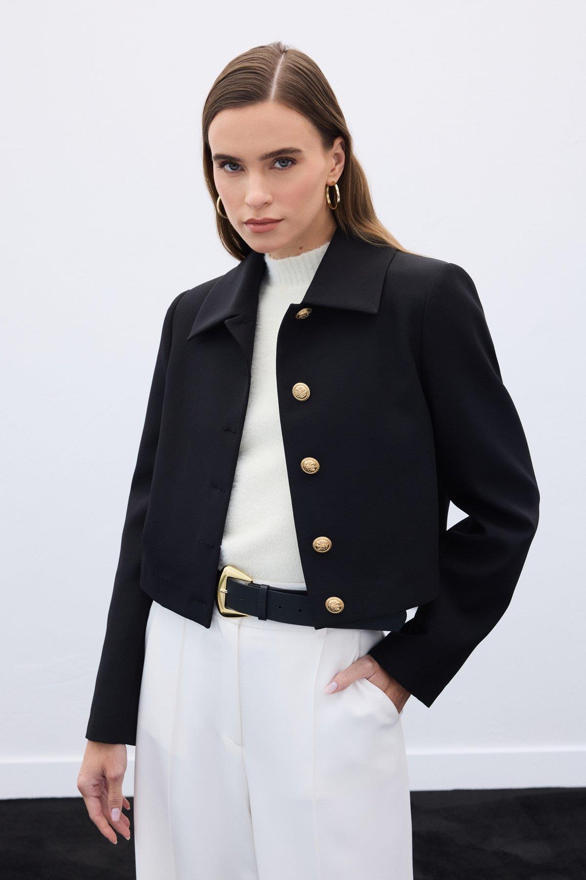 Wholesale Women's Black Cropped Blazer with Gold Buttons 0033-1913- 6608
