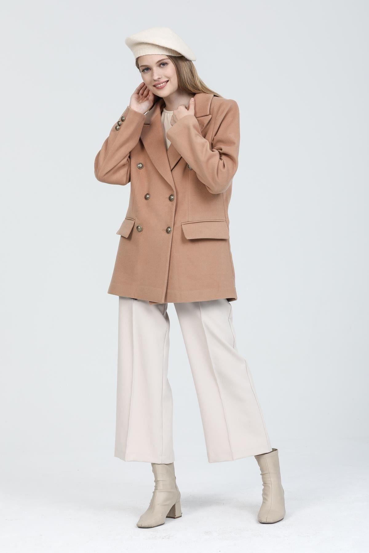 Wholesale Women's Black Double-Breasted Oversized Coat