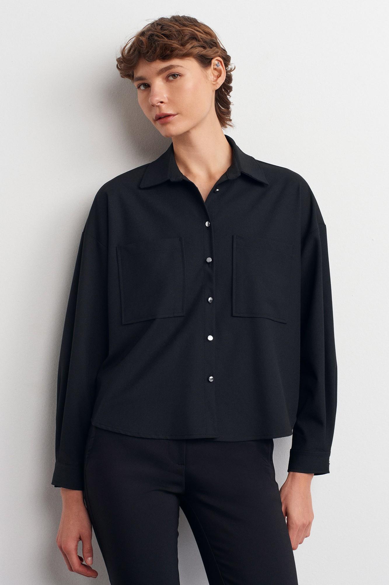 Wholesale Women's Black Oversized Shirt with Patch Pockets 0431-50522