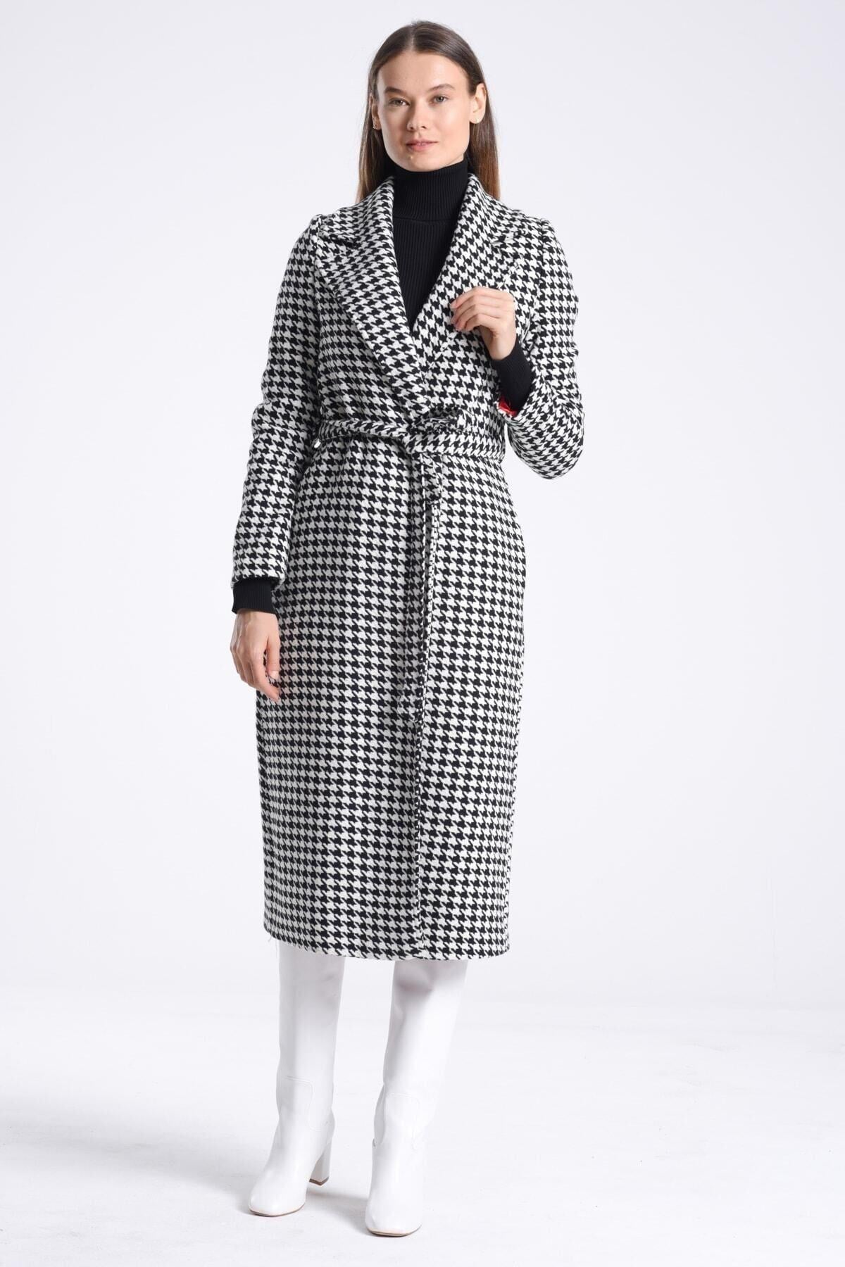 Wholesale Women's Black Satin-Lined Long Coat