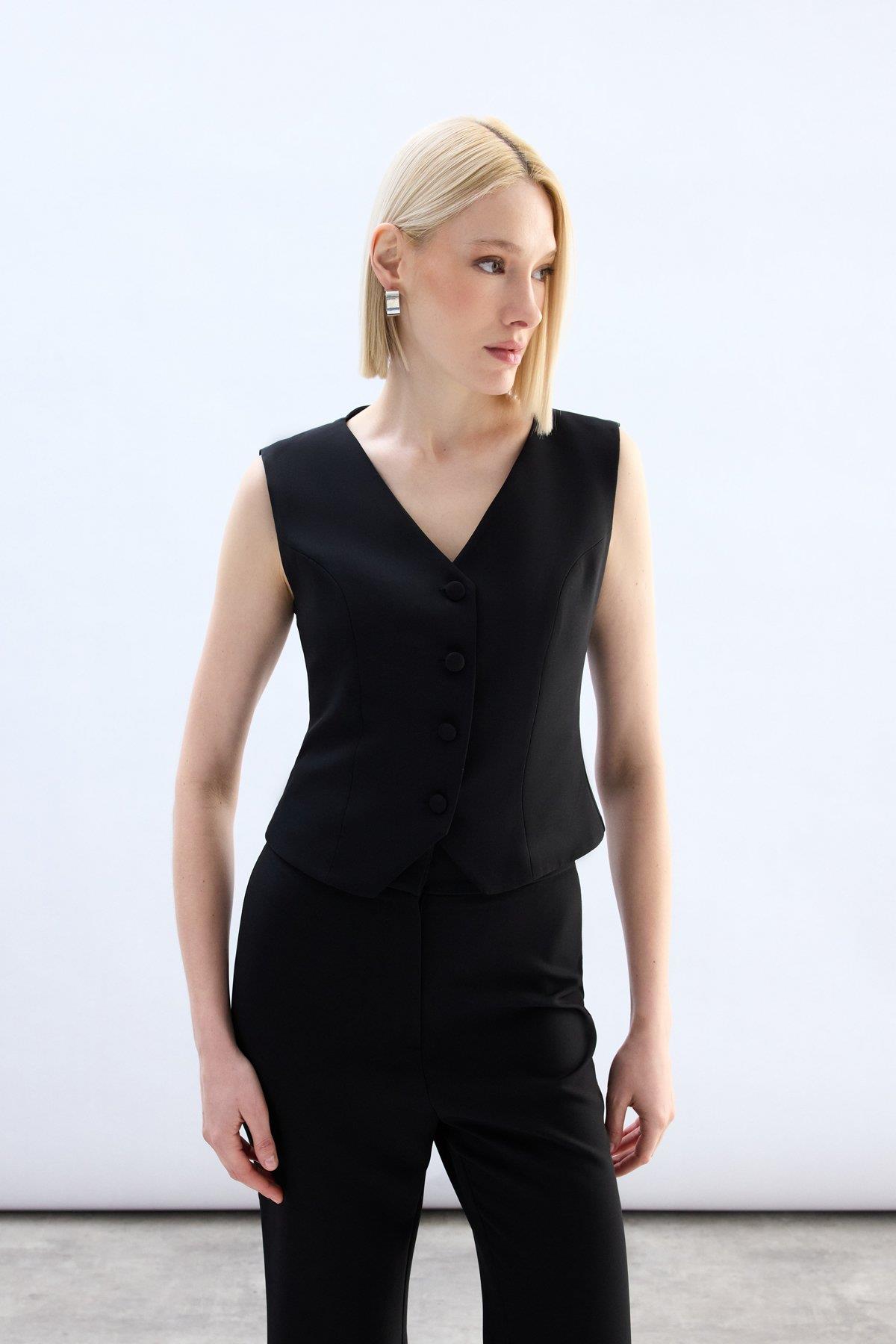 Wholesale Women's Black Single-Breasted Waistcoat 0033-1892-6594
