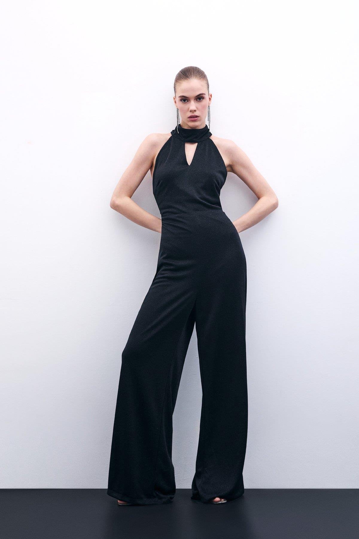 Wholesale Women's Black Sleeveless Mock-Neck Lurex Jumpsuit 0033-1705-7503